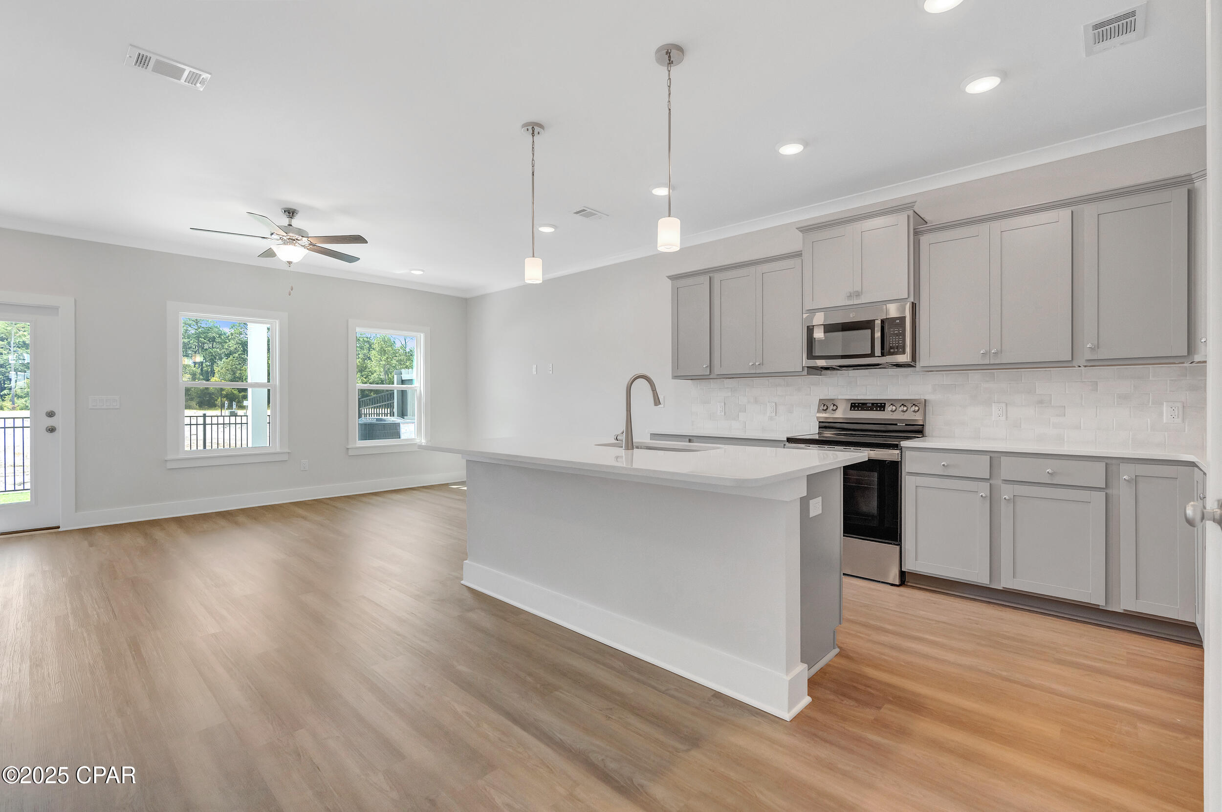 Colonial Landing - Residential