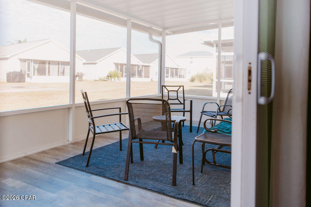 Palm Cove - Residential Lease