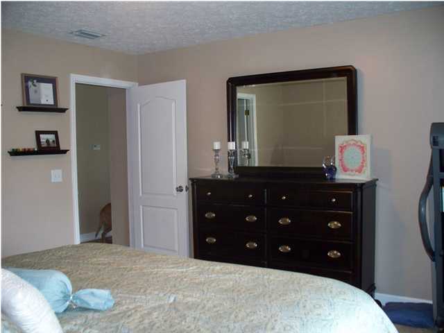 Hiland Heights - Residential Lease