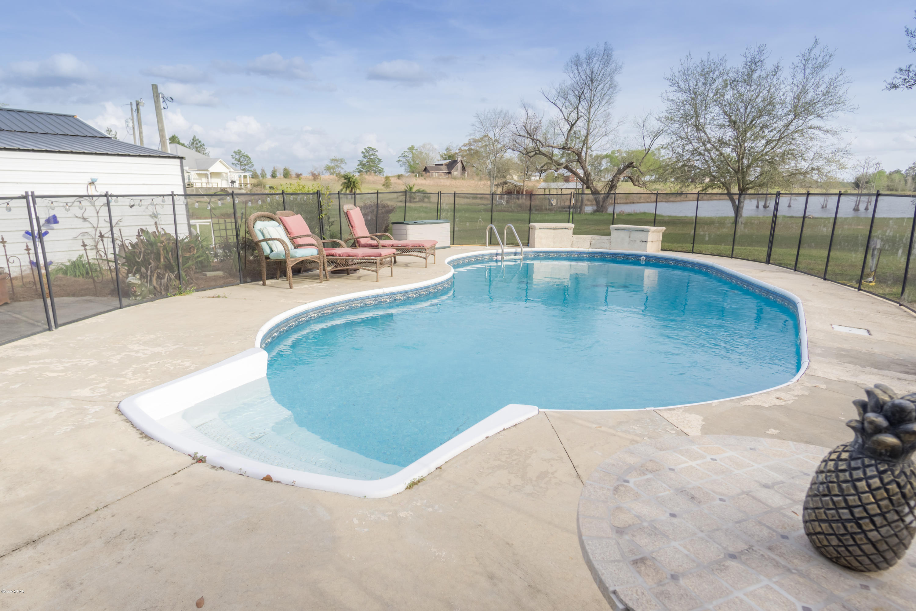 Russ Lake Estates - Residential