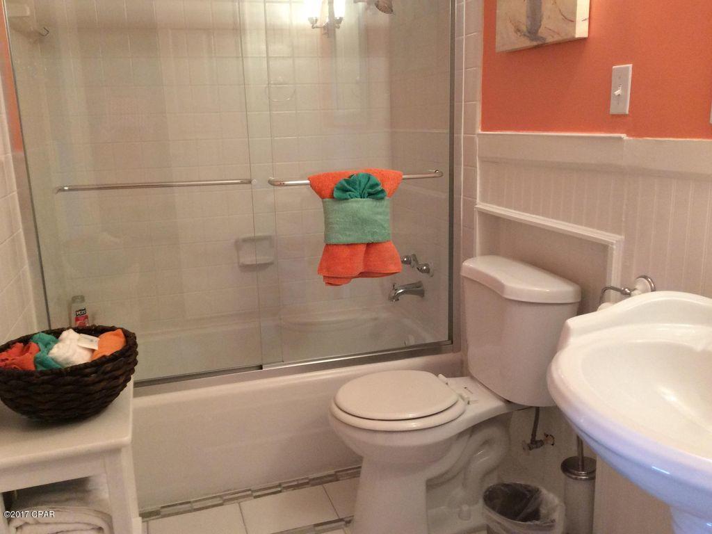 Fontainebleau Terrace - Residential