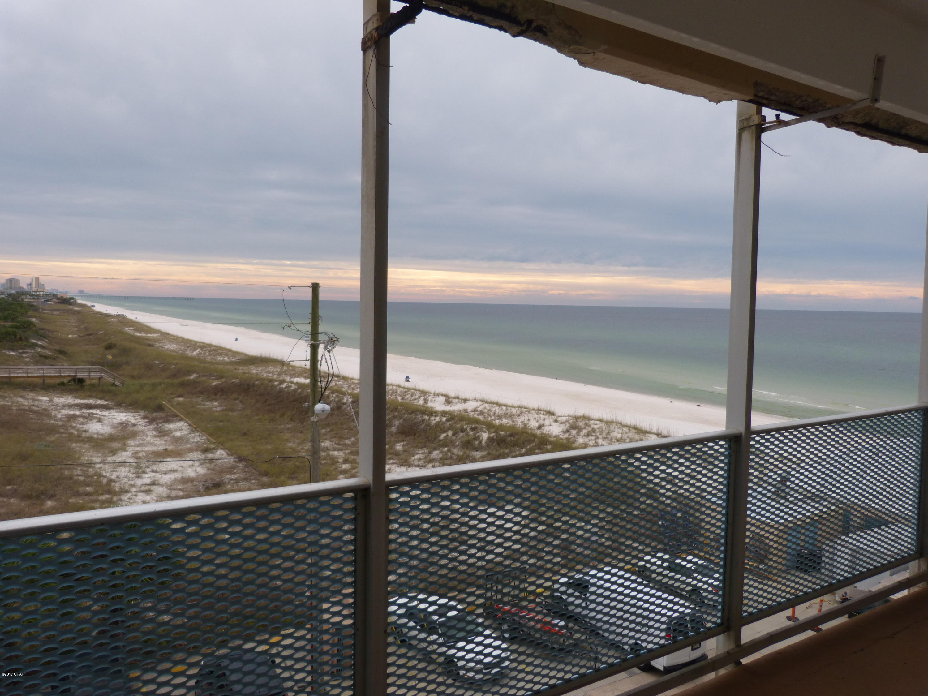 Fontainebleau Terrace - Residential