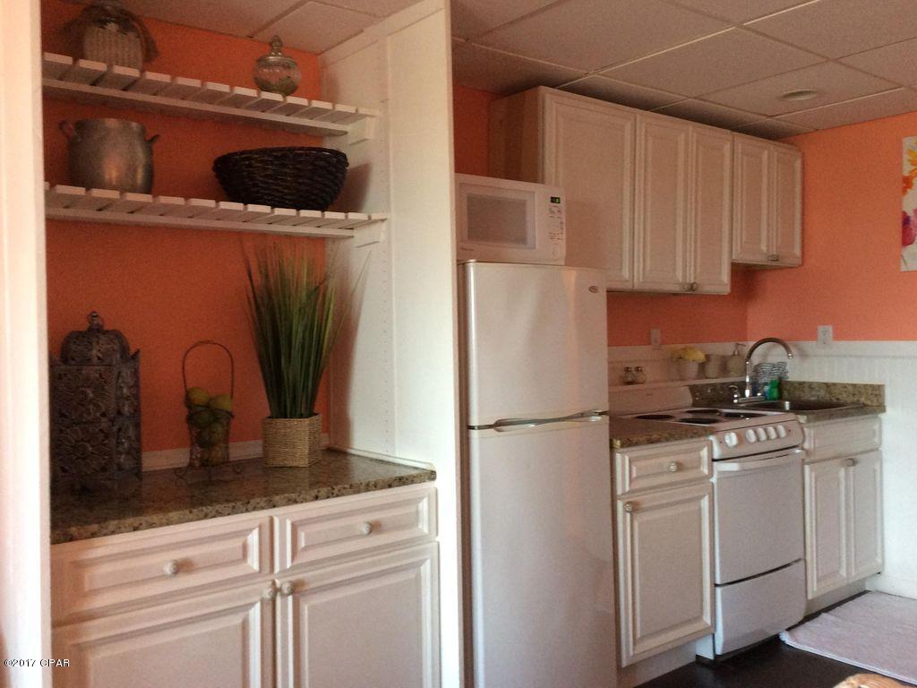 Fontainebleau Terrace - Residential