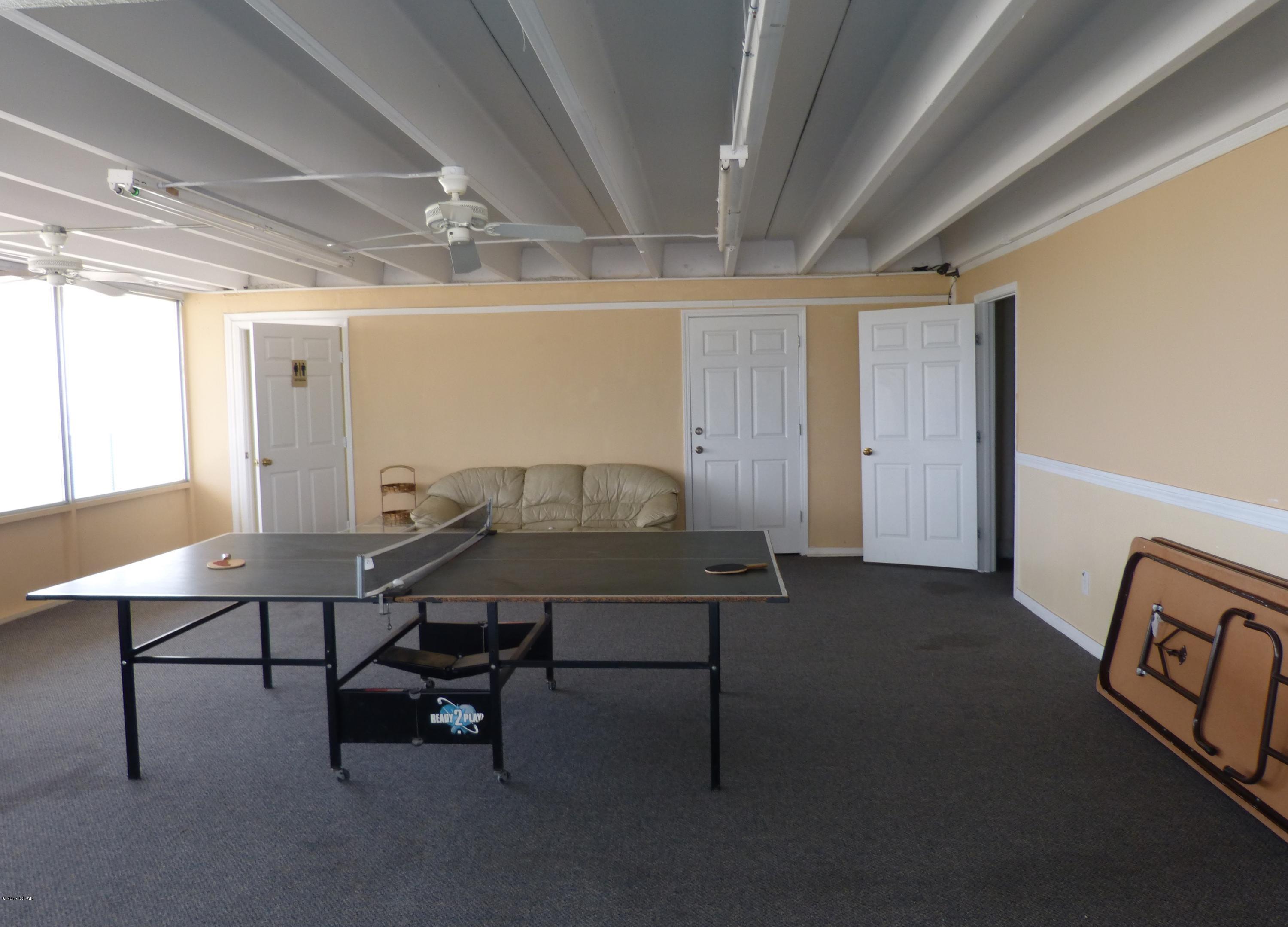 Fontainebleau Terrace - Residential