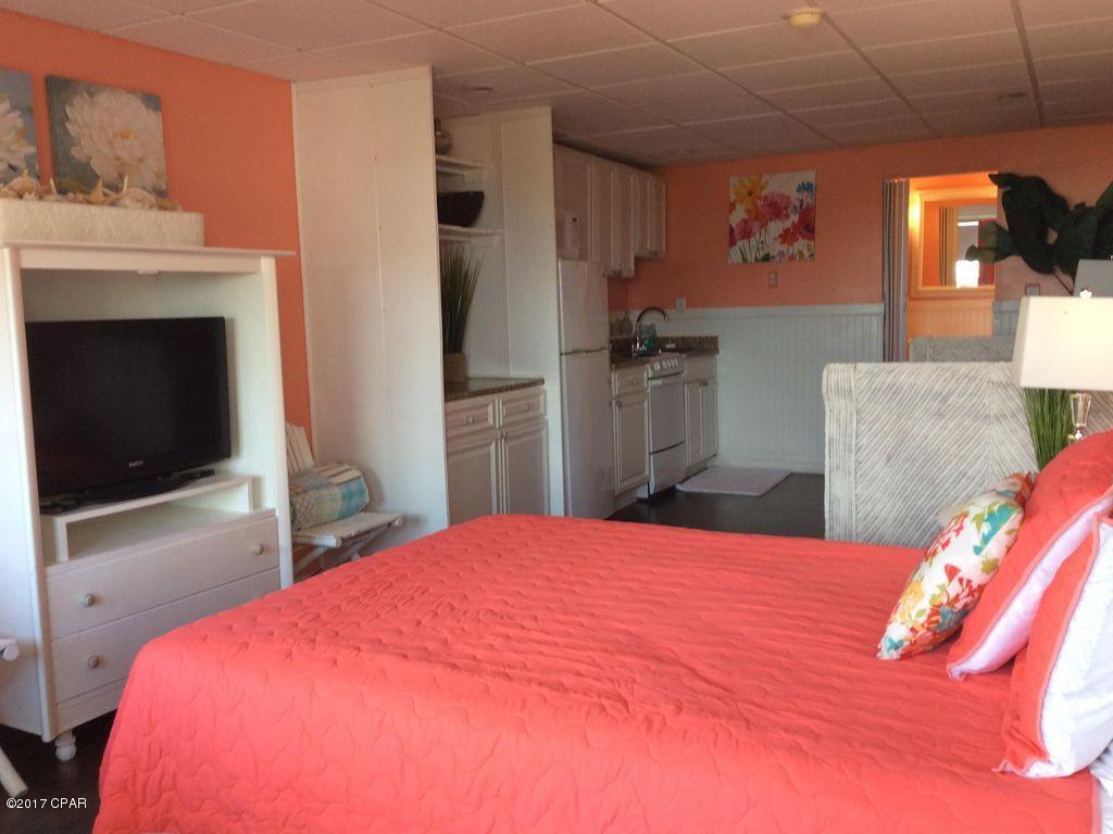 Fontainebleau Terrace - Residential