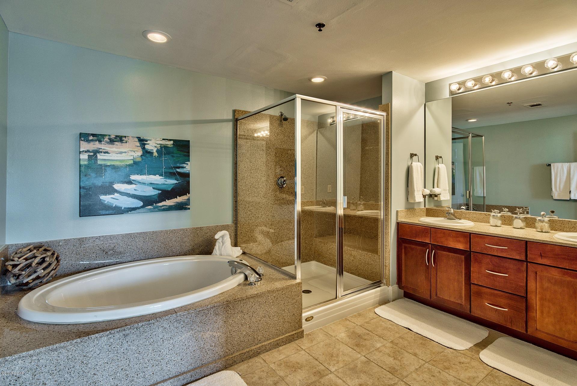 Laketown Wharf - Residential