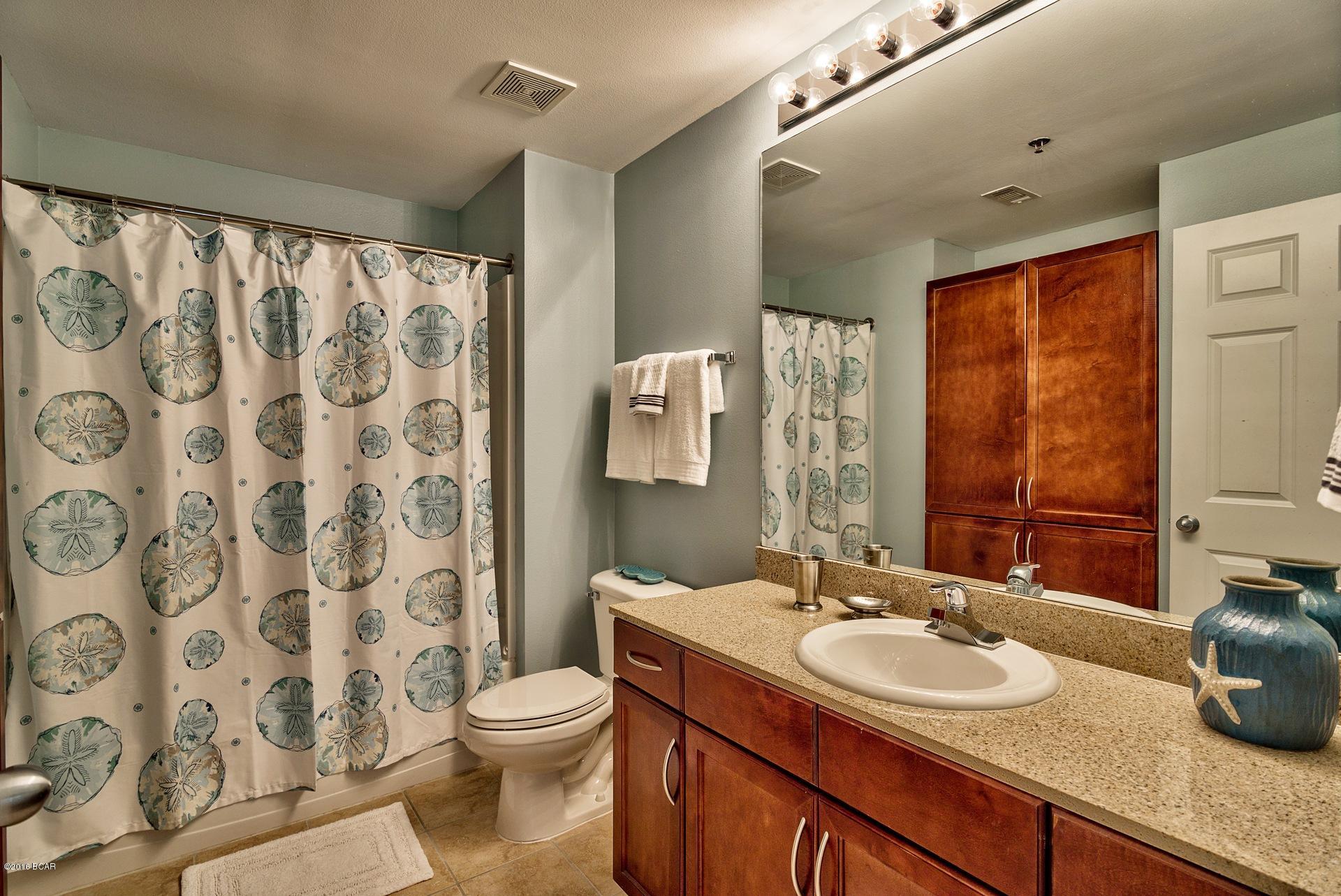 Laketown Wharf - Residential