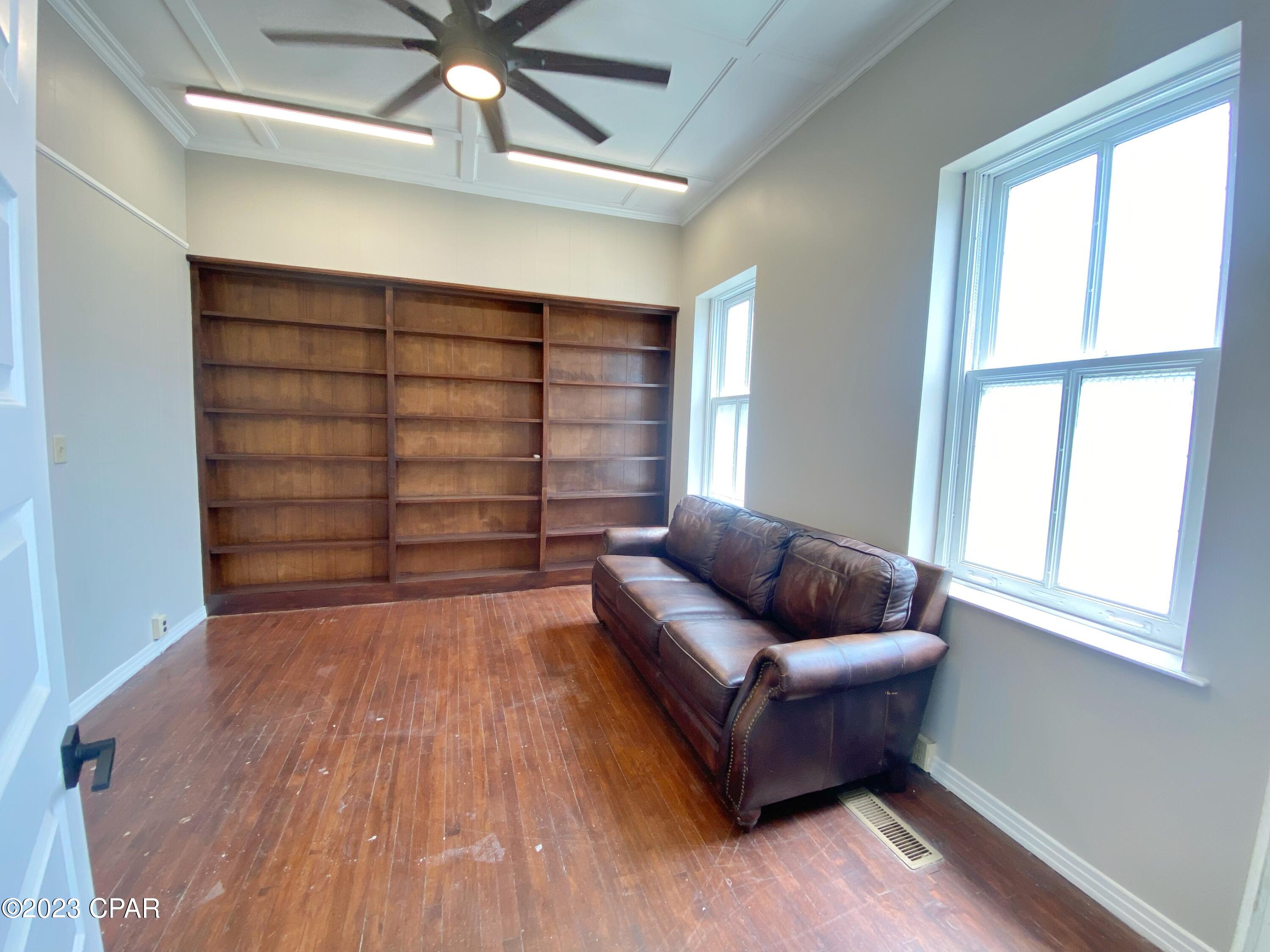 No Named Subdivision - Commercial Lease