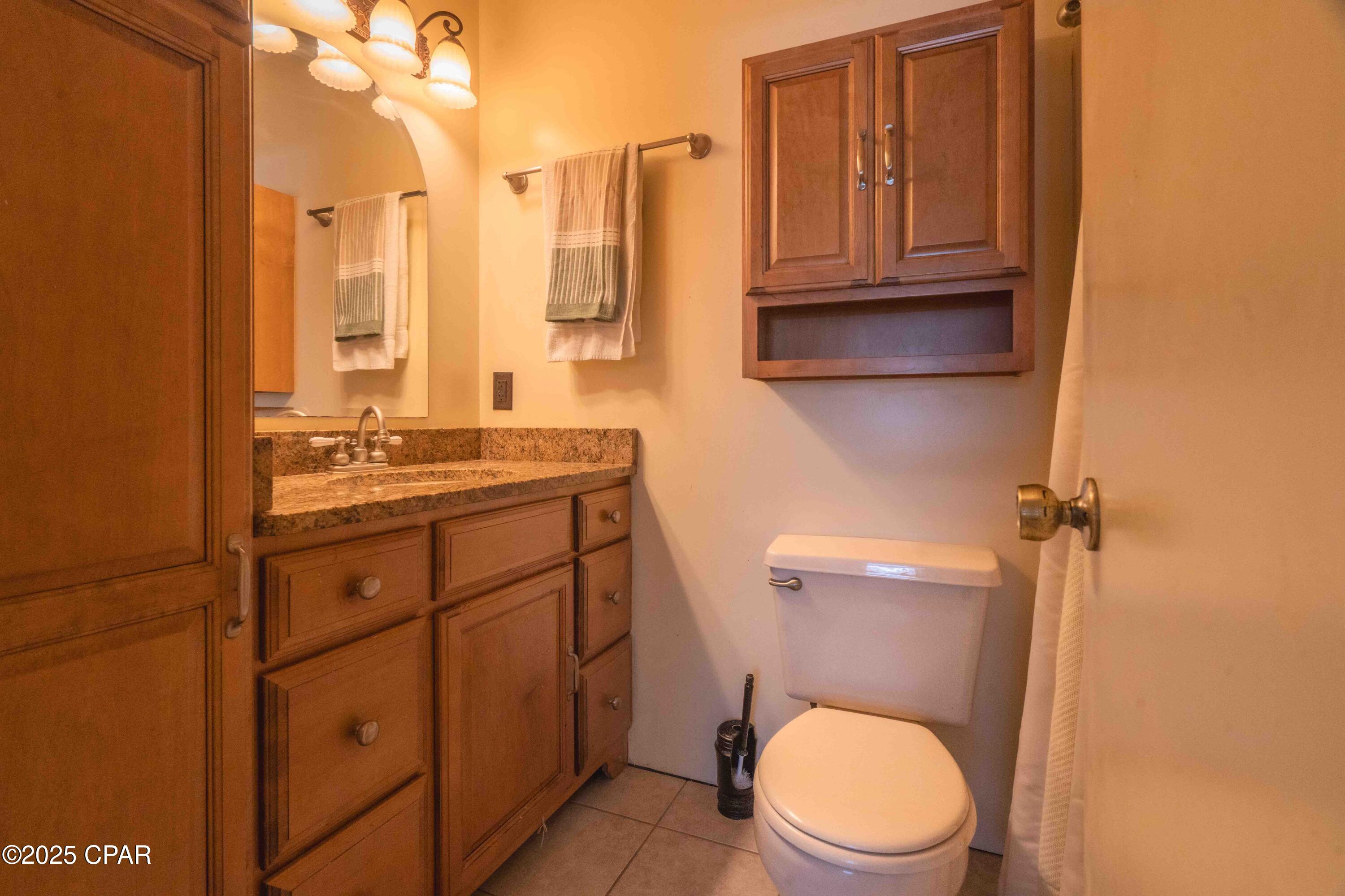 Lagoon Oaks - Residential