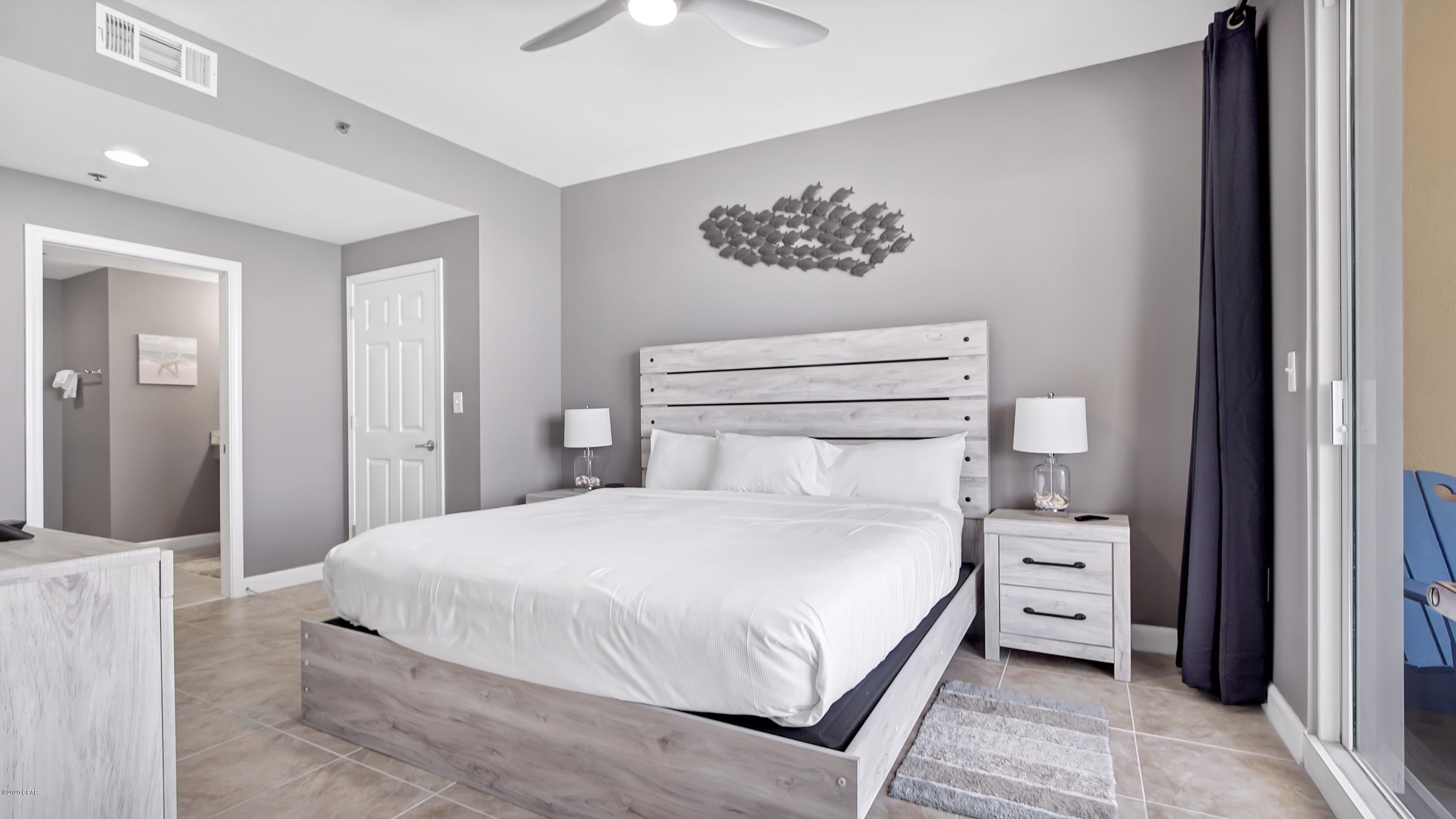 Splash Condo - Residential