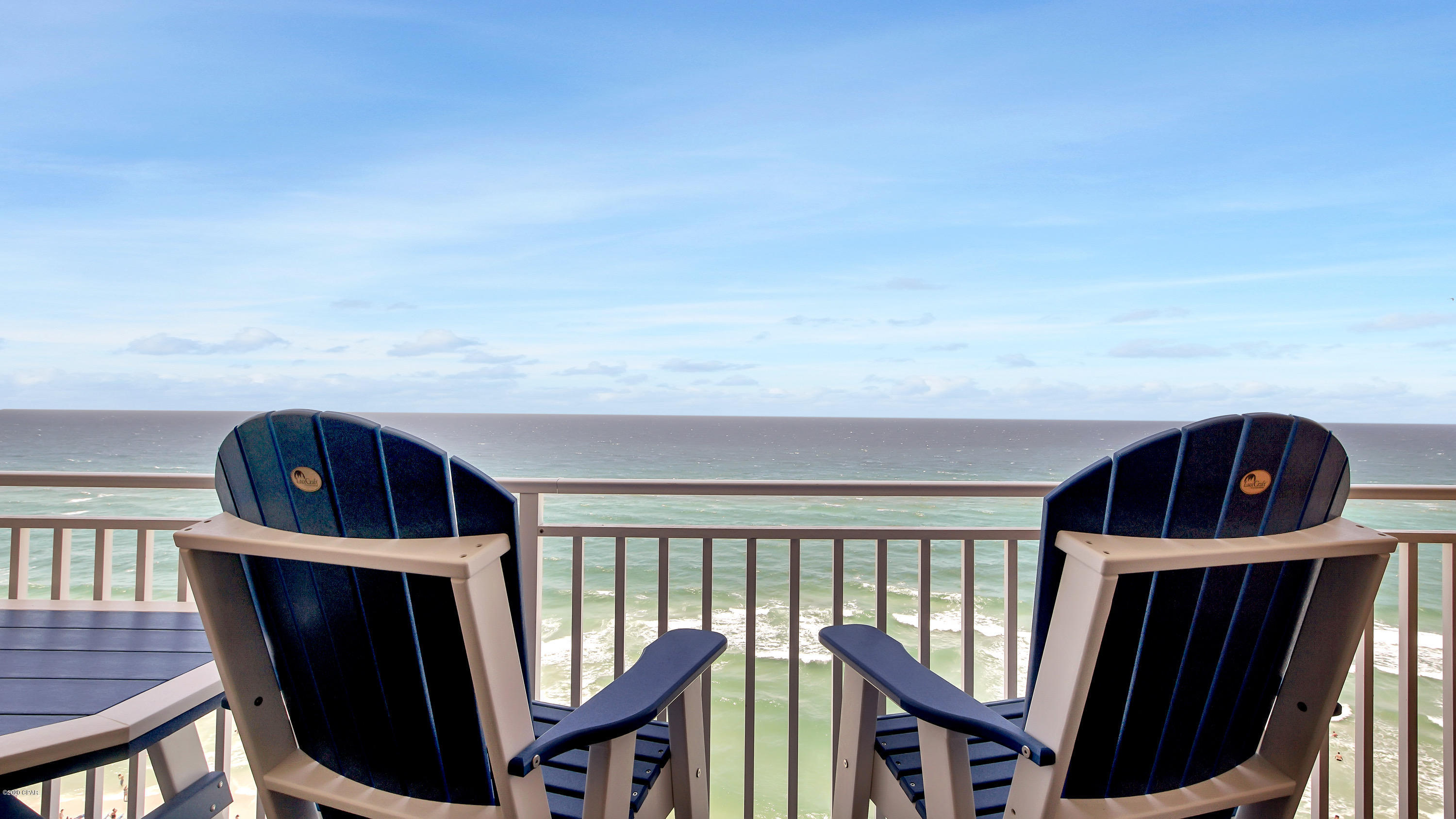 Splash Condo - Residential