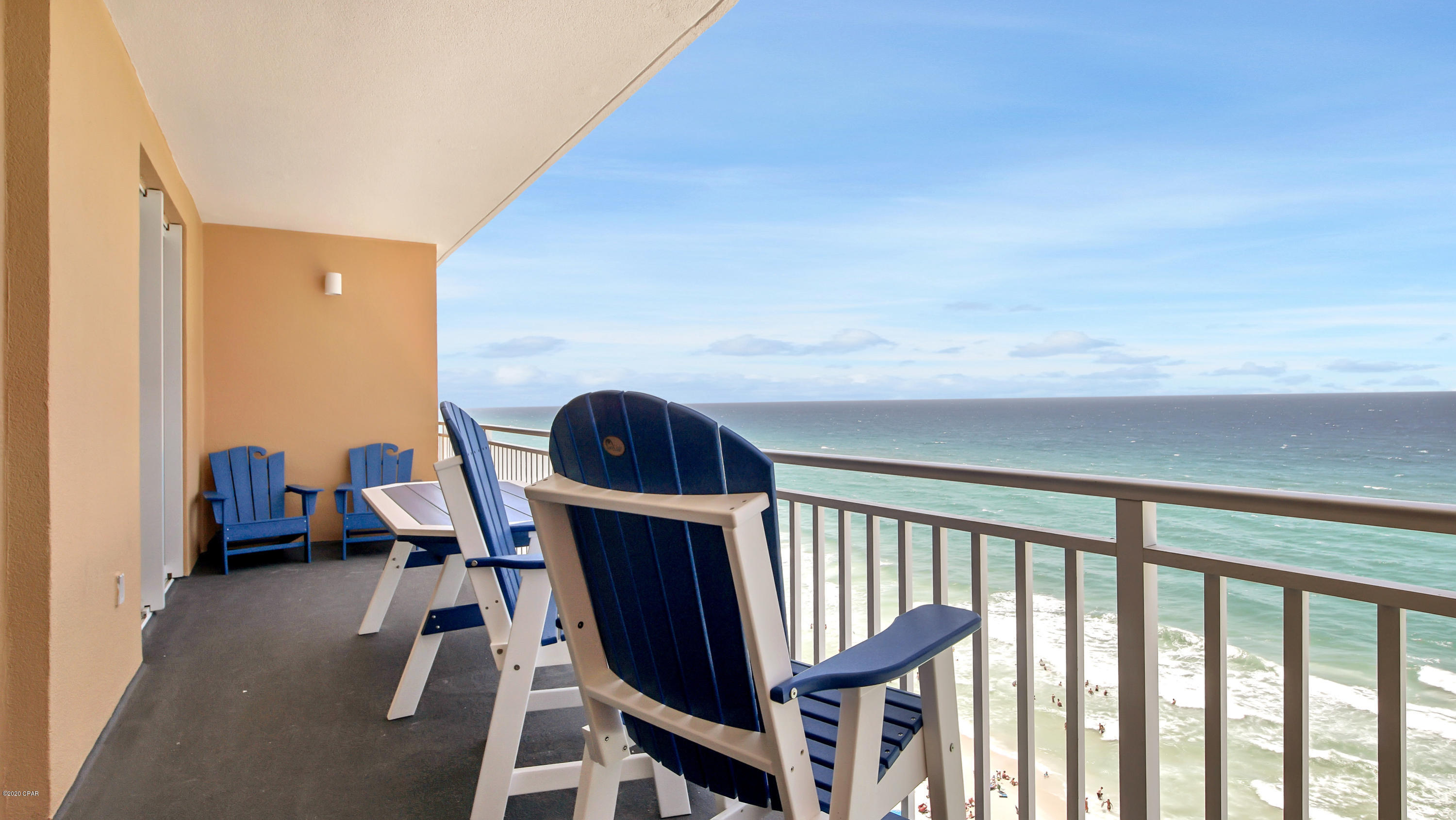 Splash Condo - Residential