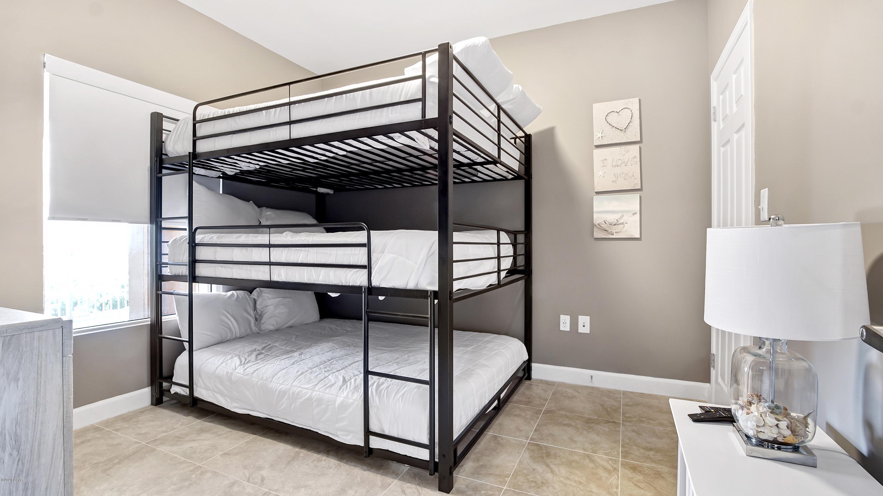 Splash Condo - Residential