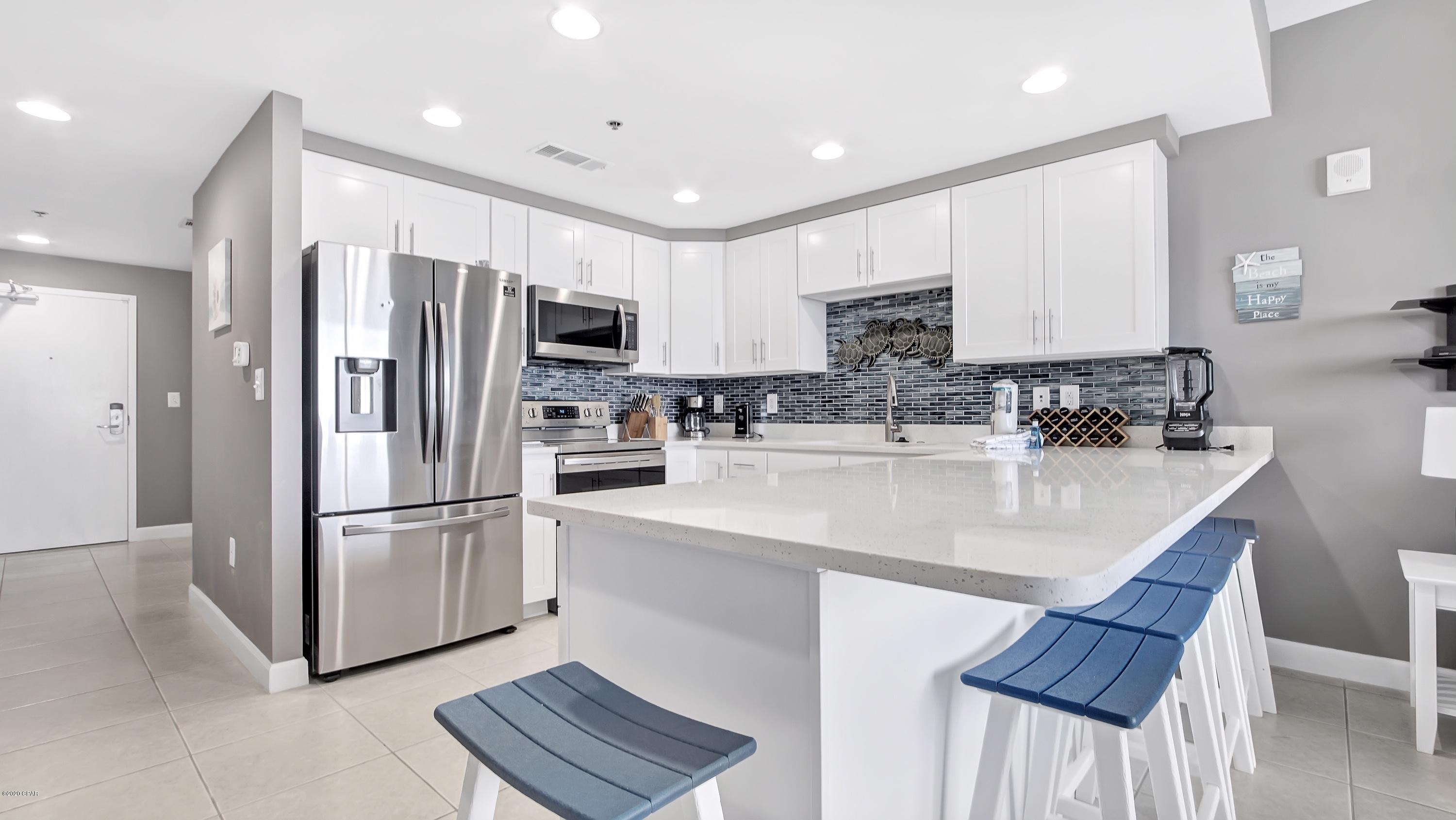 Splash Condo - Residential