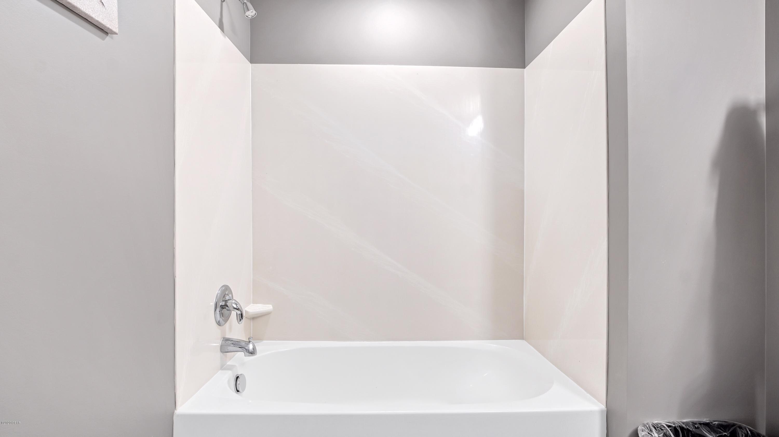 Splash Condo - Residential