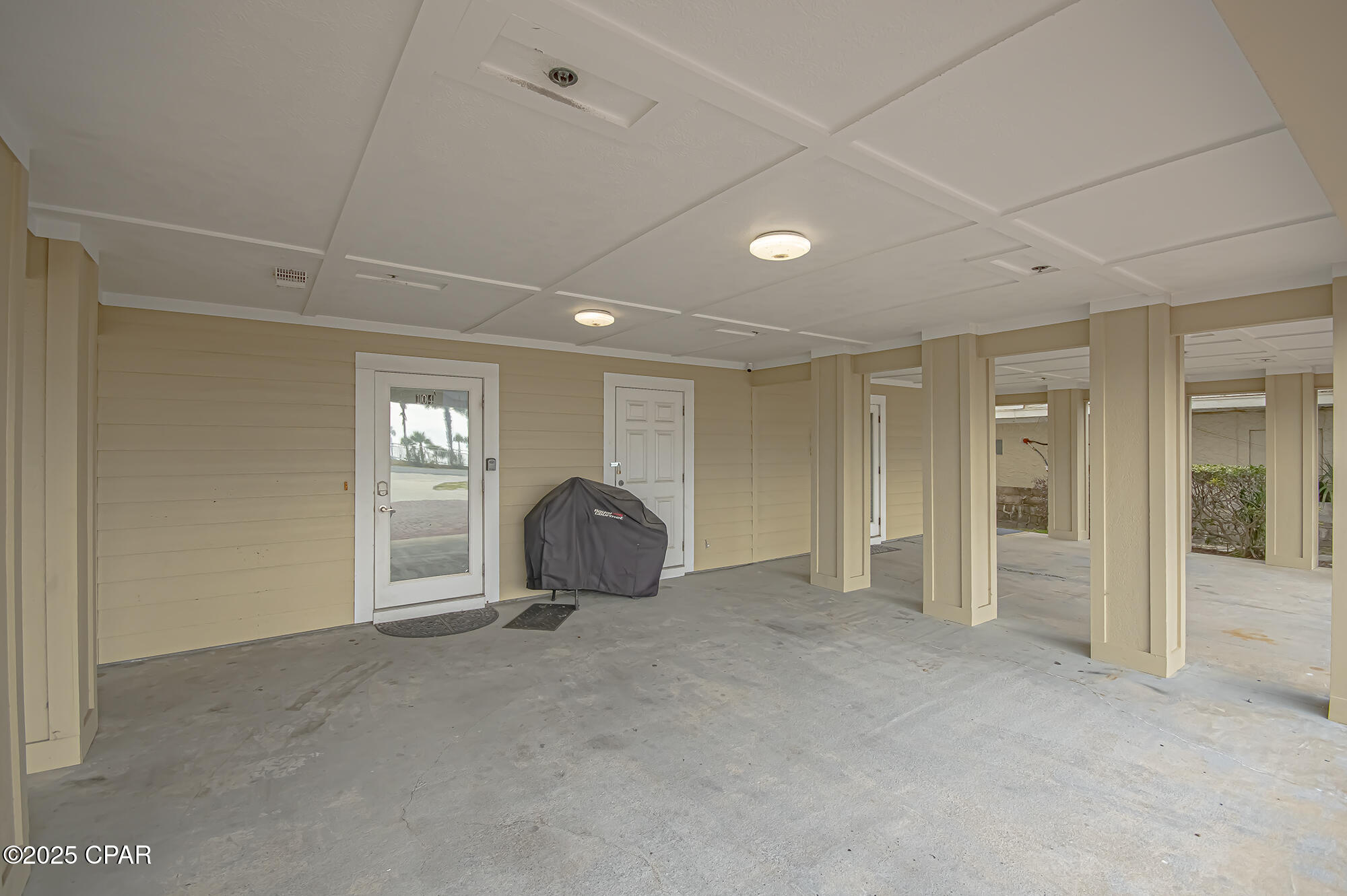 Bahama Beach Villas - Residential