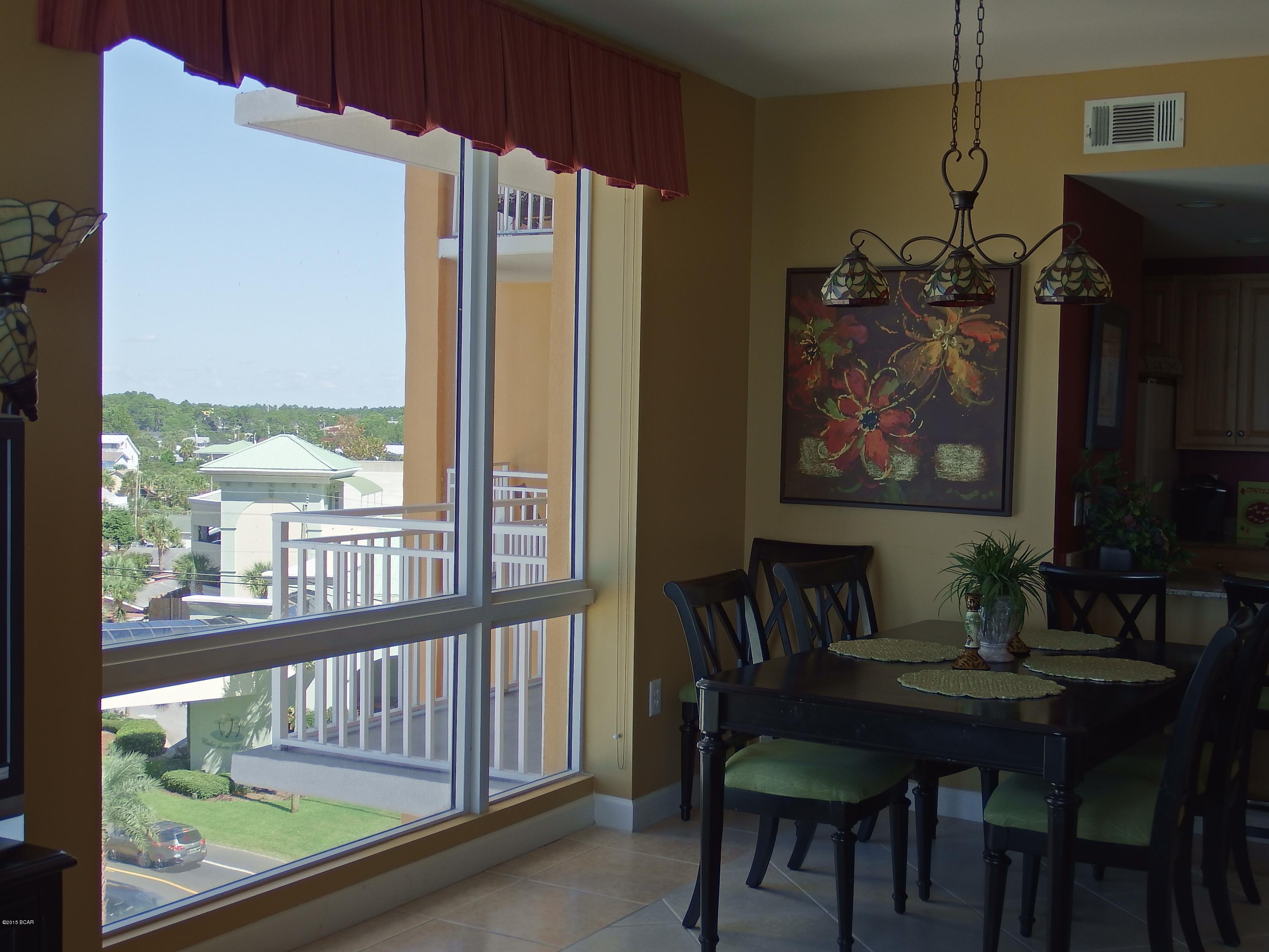 Splash Condo - Residential