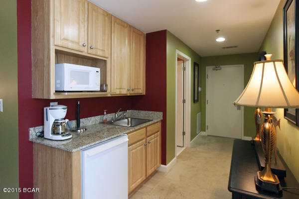 Splash Condo - Residential