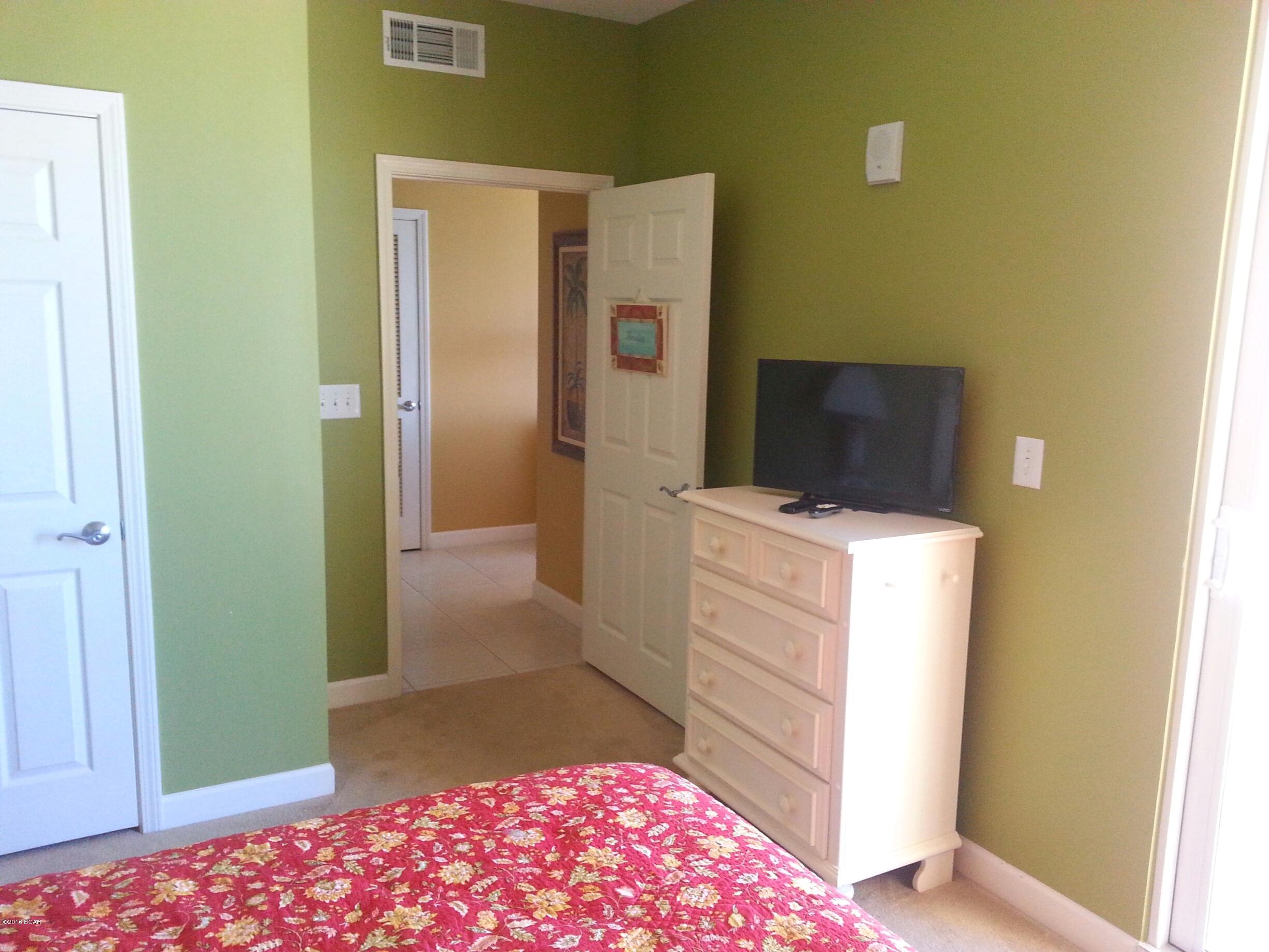 Splash Condo - Residential