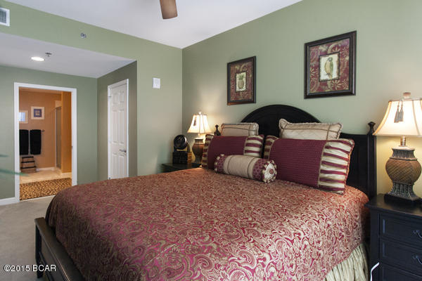 Splash Condo - Residential