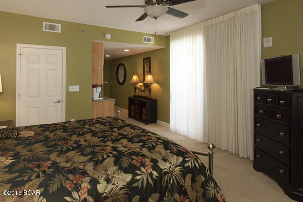 Splash Condo - Residential