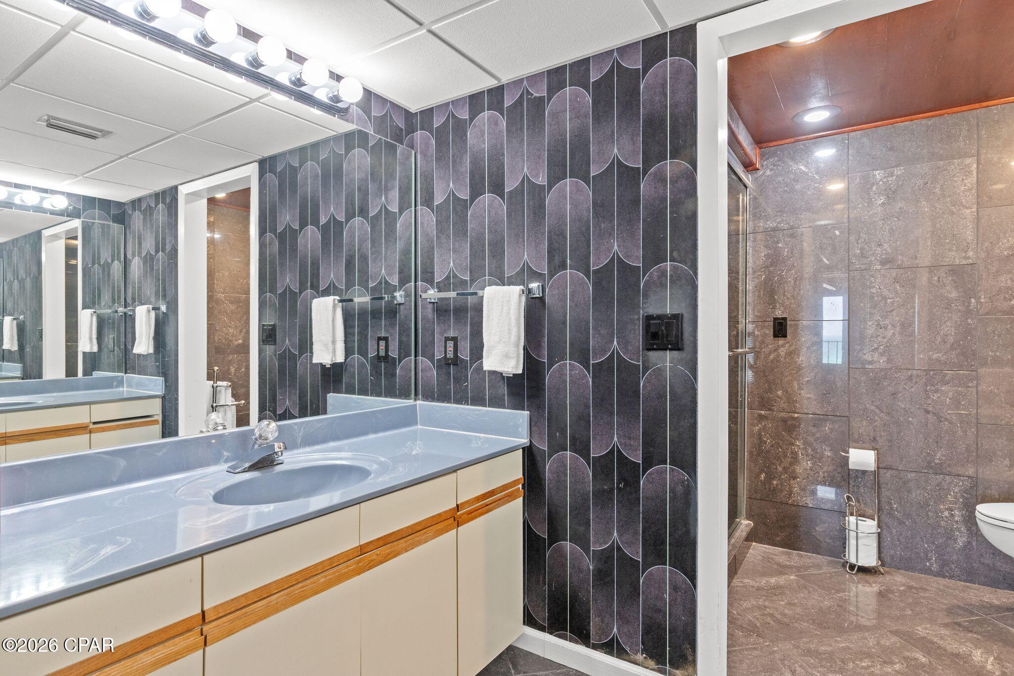 Edgewater Tower II - Residential