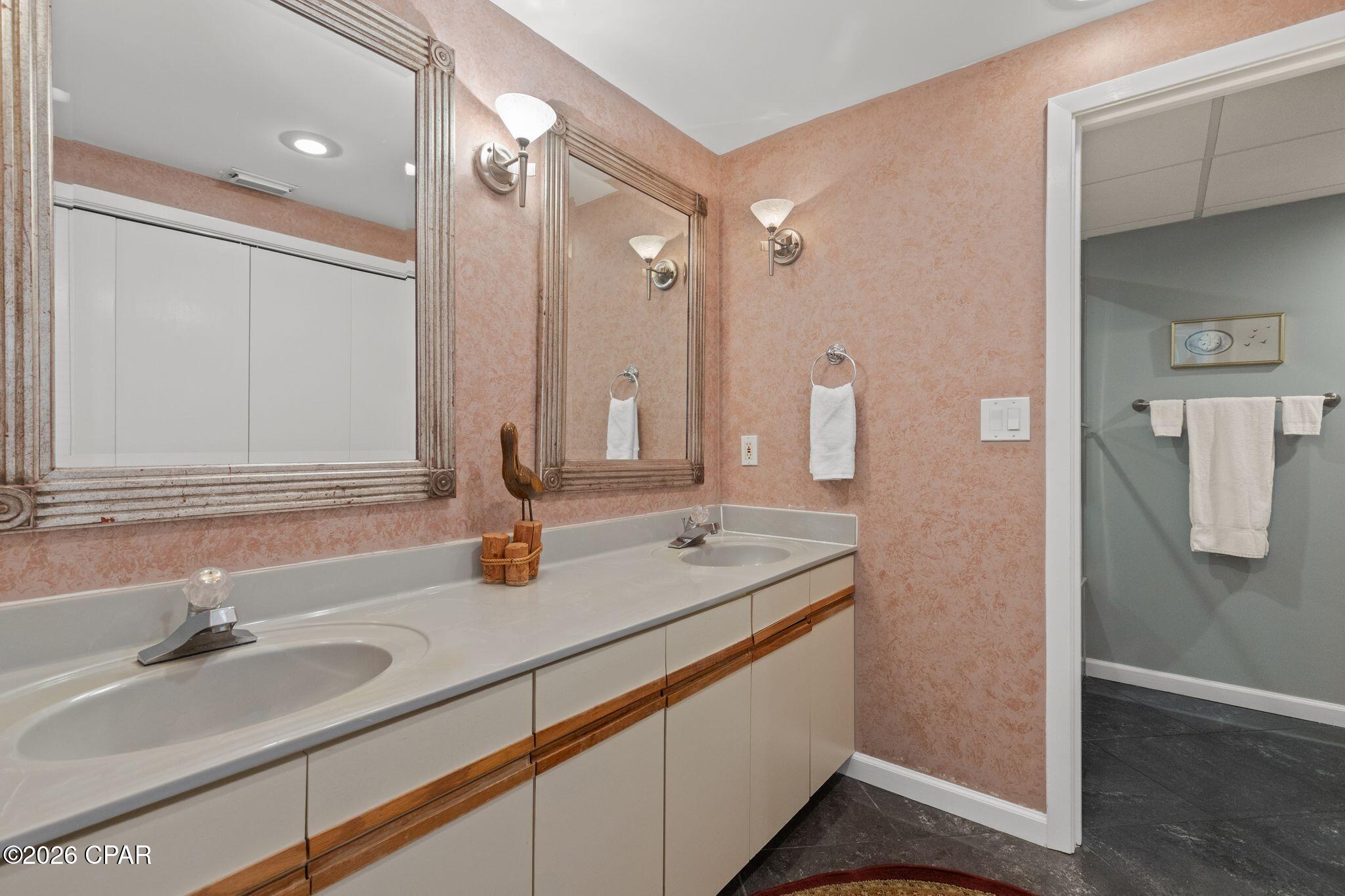 Edgewater Tower II - Residential