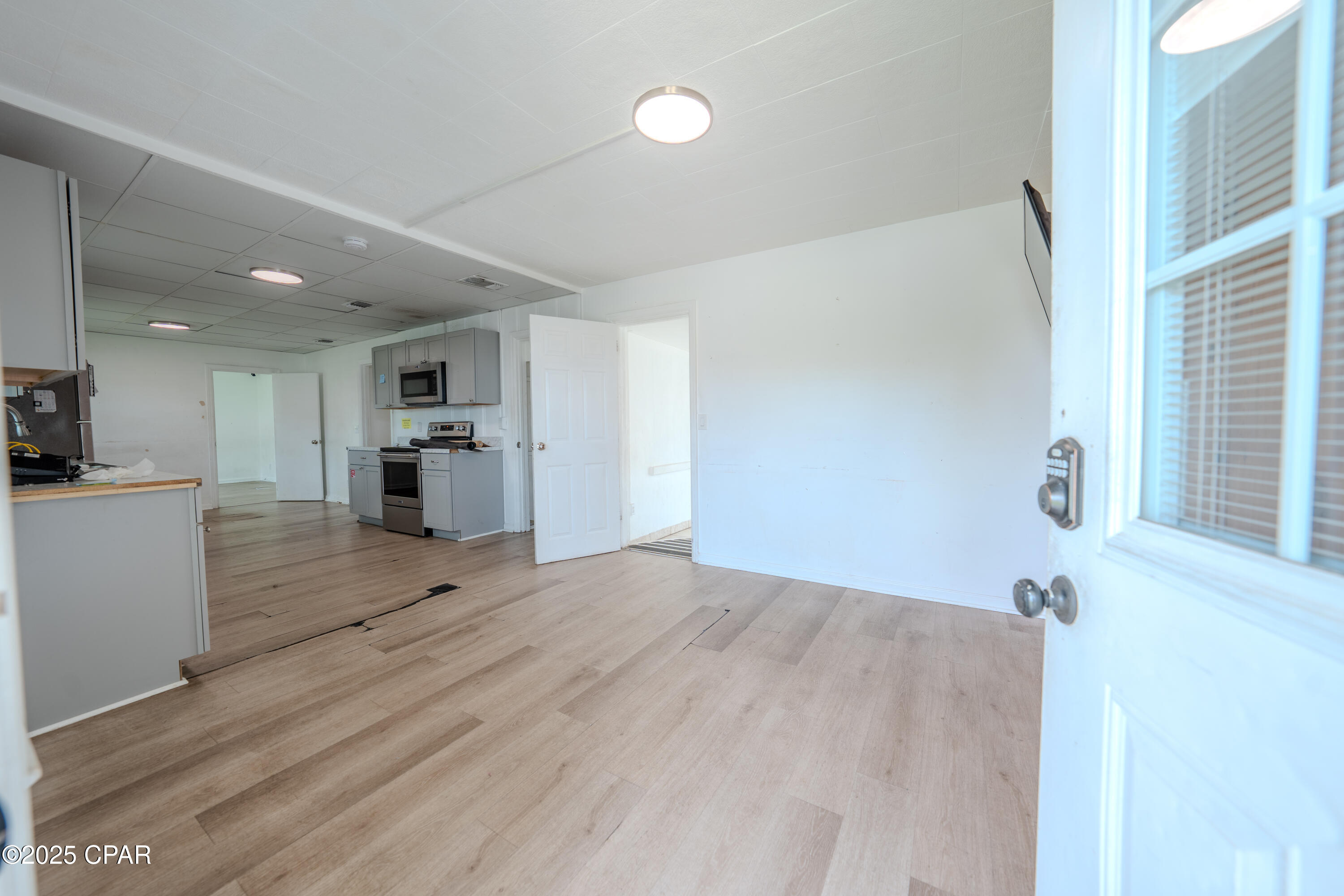 [No Recorded Subdiv] - Commercial Sale