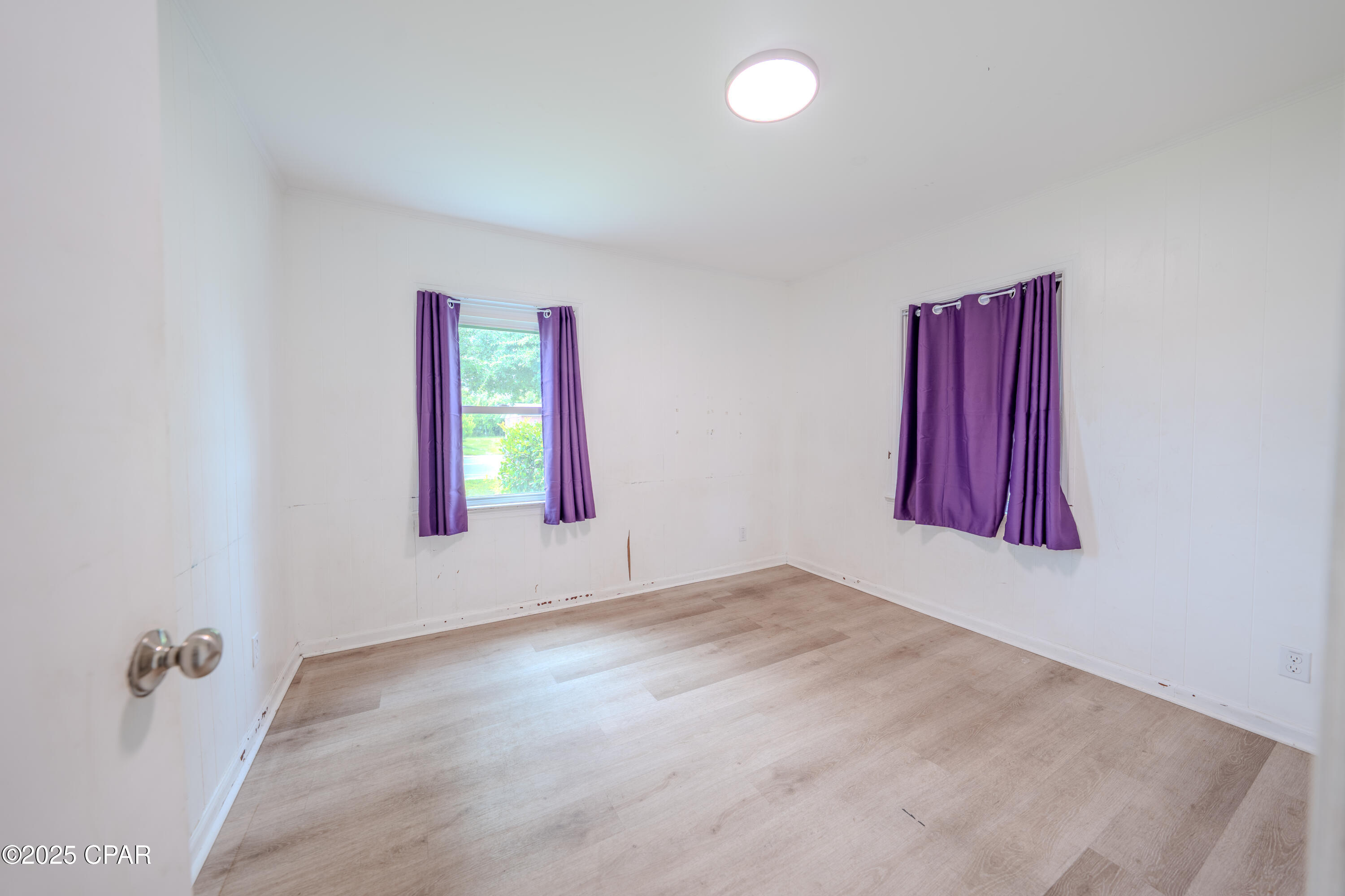 [No Recorded Subdiv] - Commercial Sale