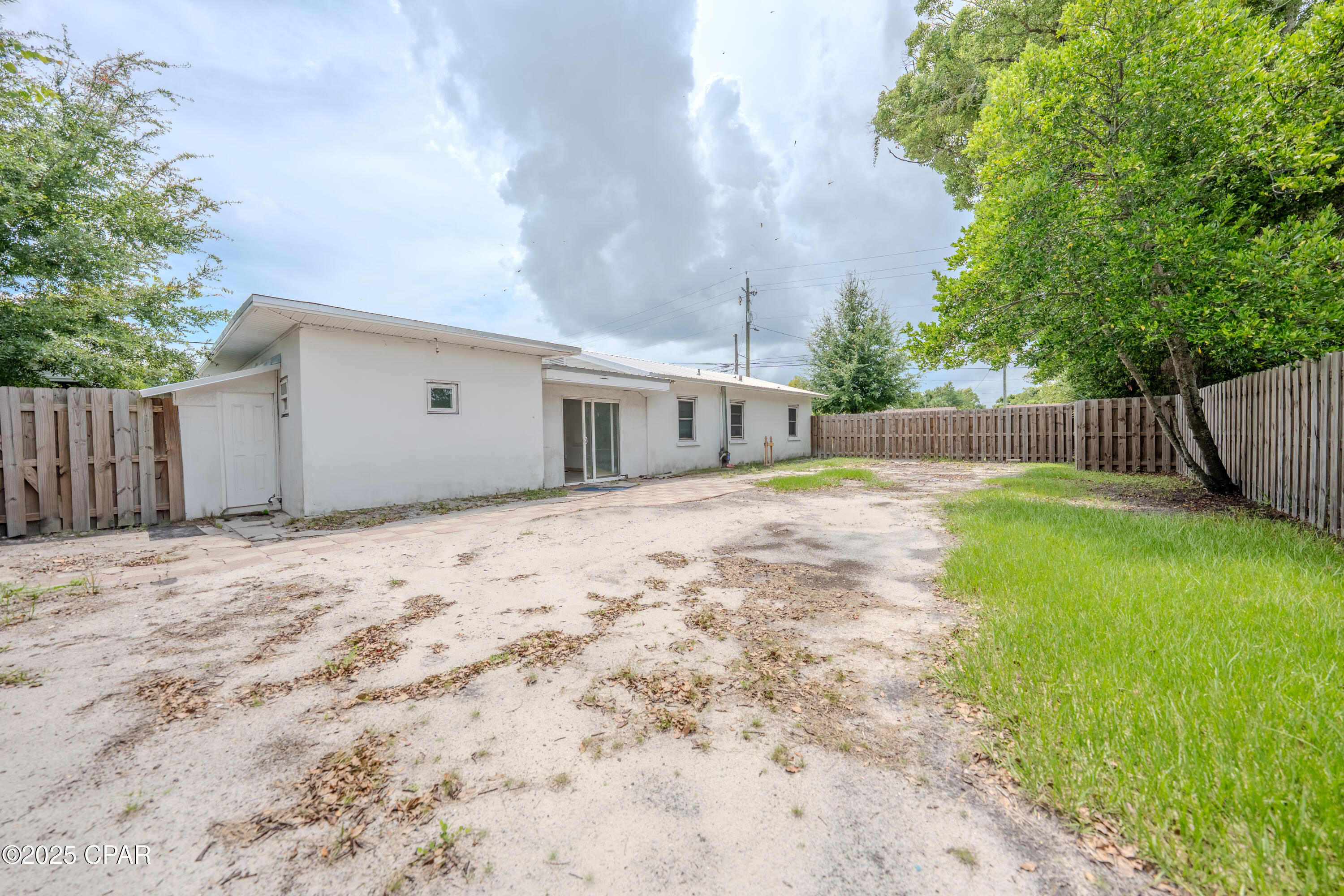 [No Recorded Subdiv] - Commercial Sale