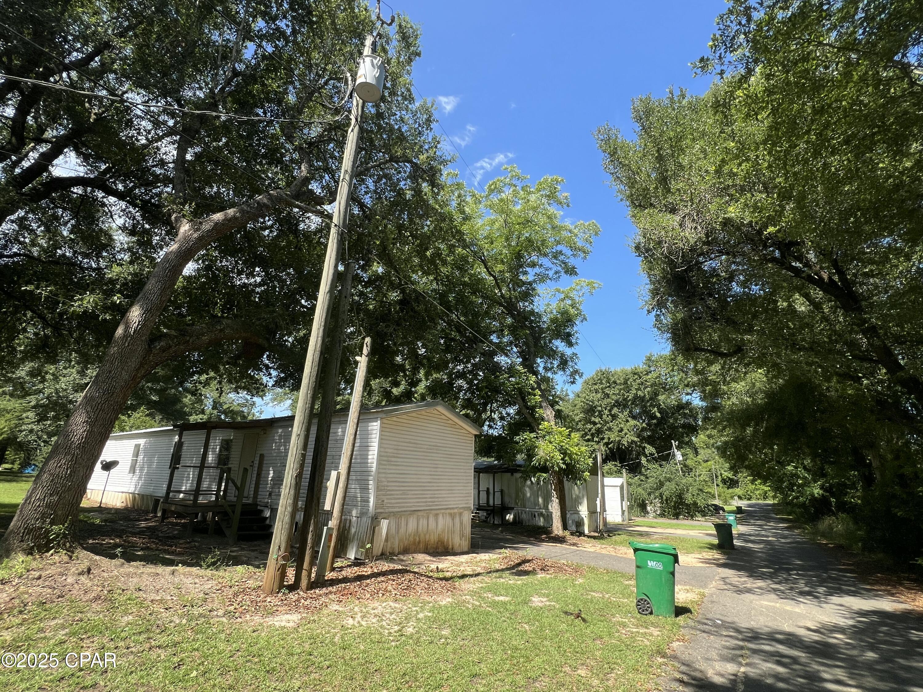 [No Recorded Subdiv] - Commercial Sale