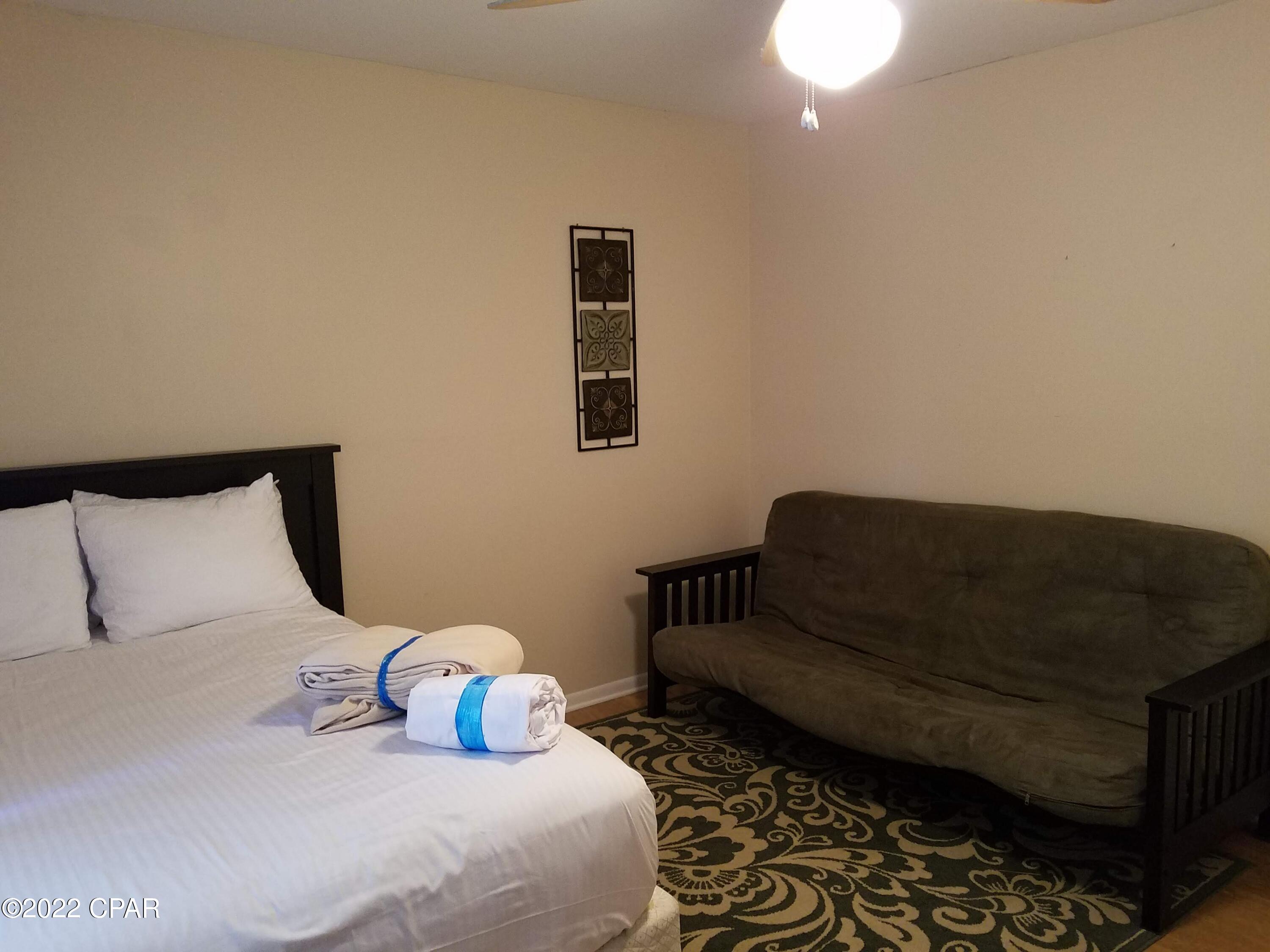 [No Recorded Subdiv] - Residential Lease