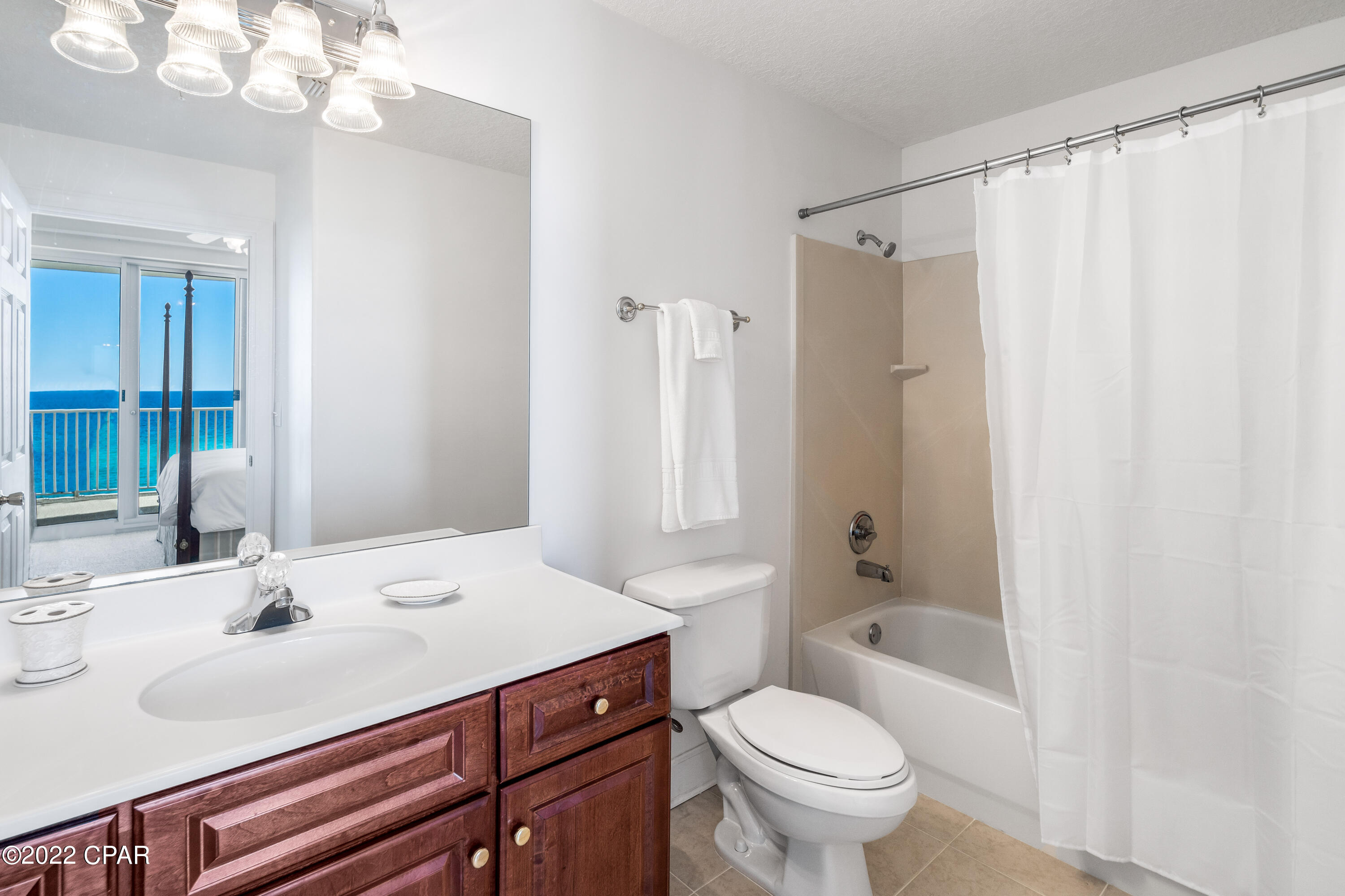 Emerald Isle - Residential