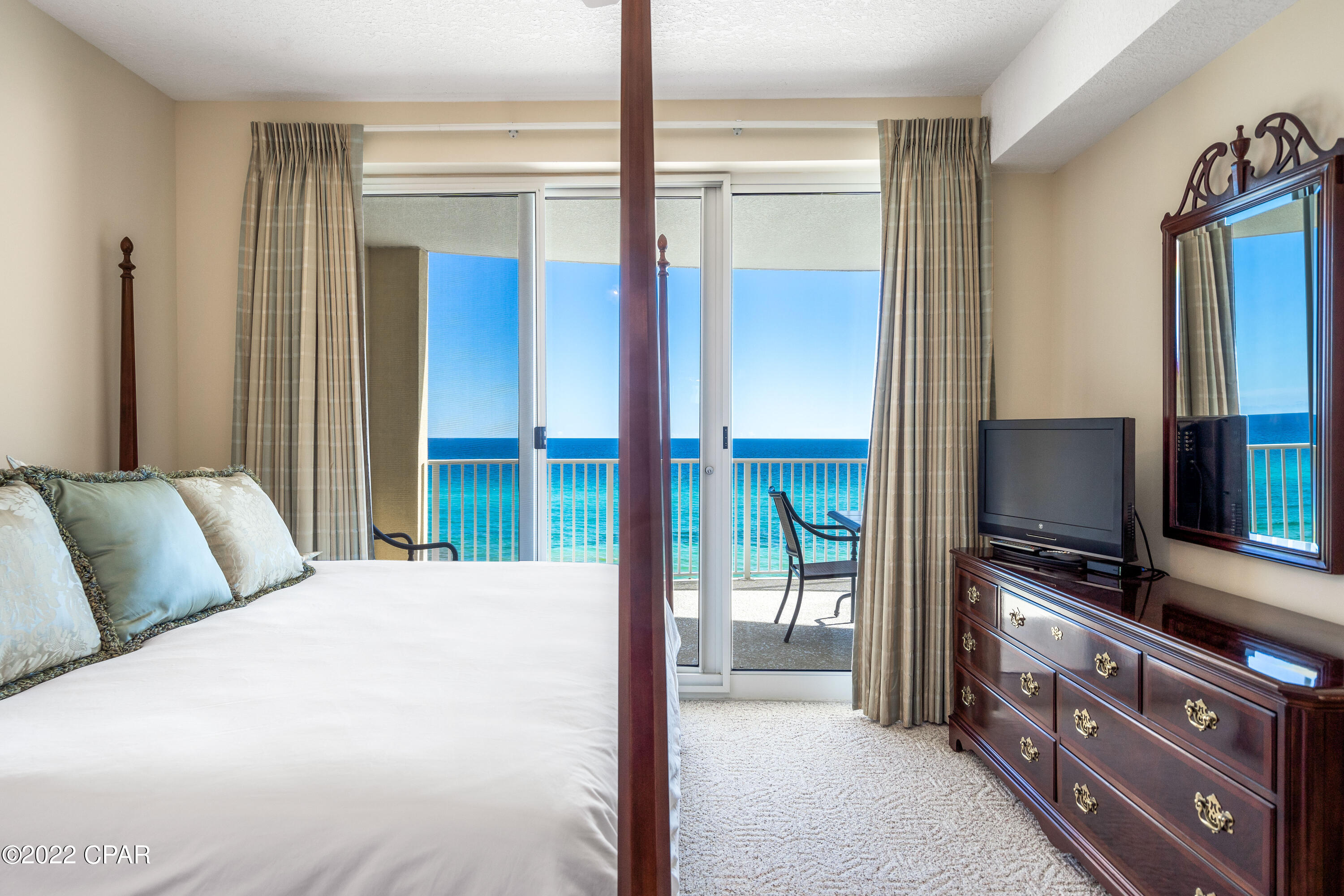 Emerald Isle - Residential