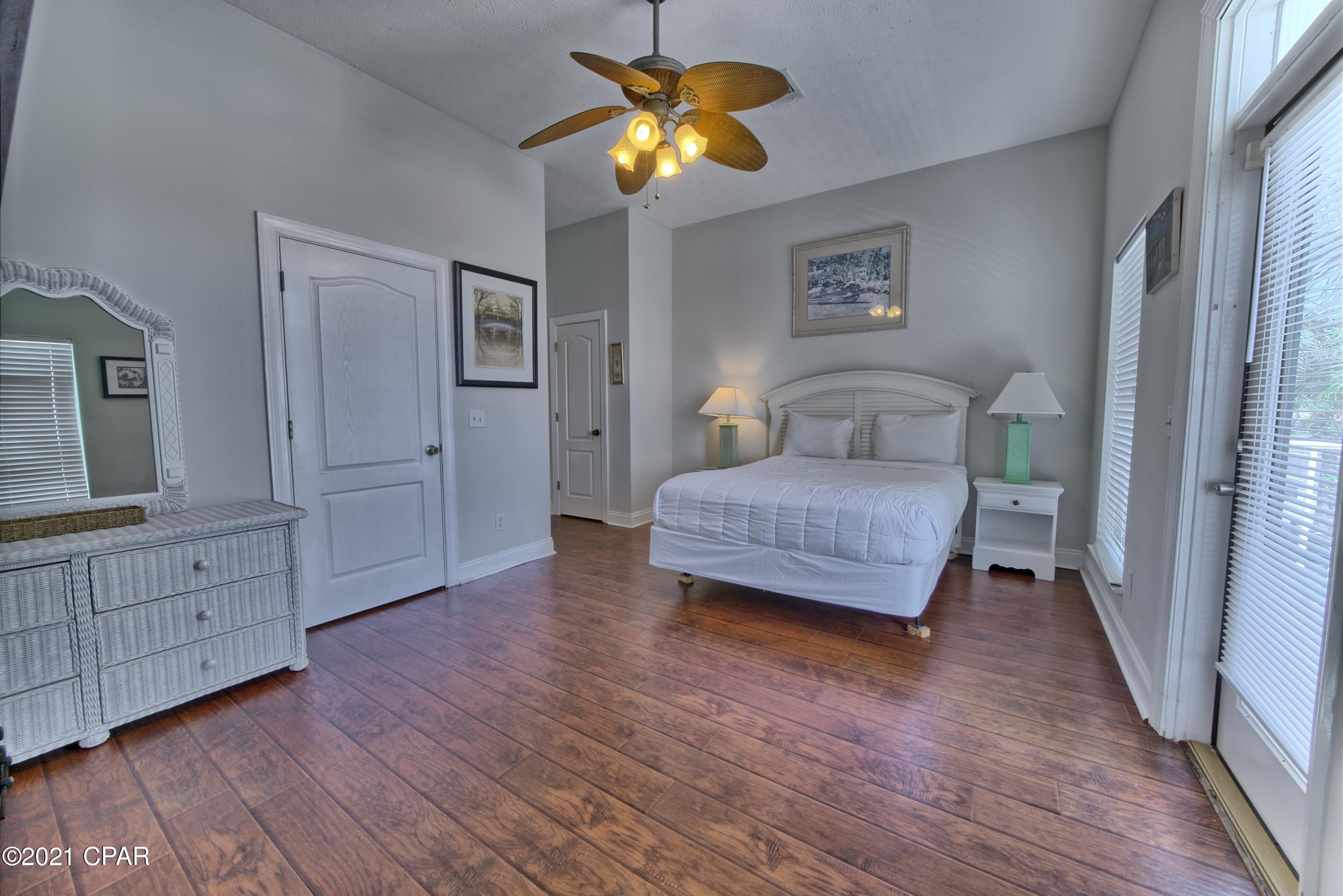 Gulf Lagoon Beach - Residential