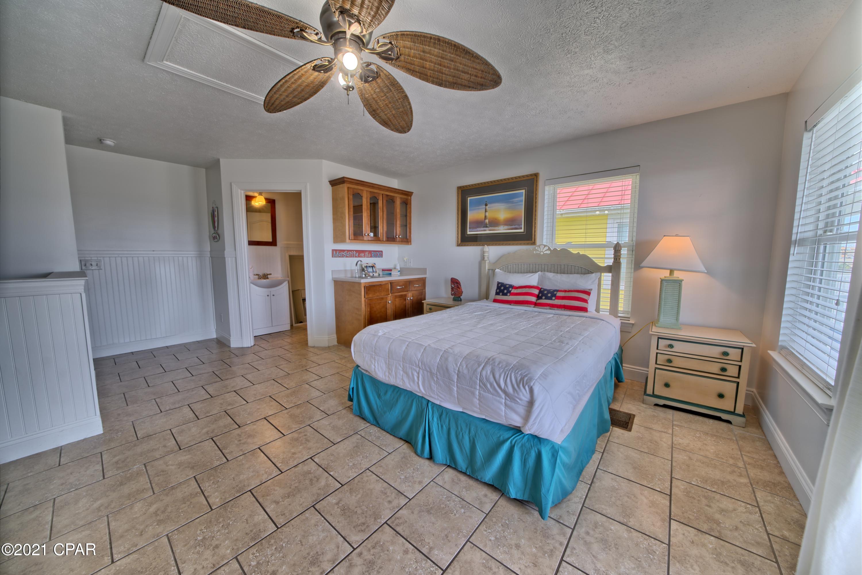 Gulf Lagoon Beach - Residential