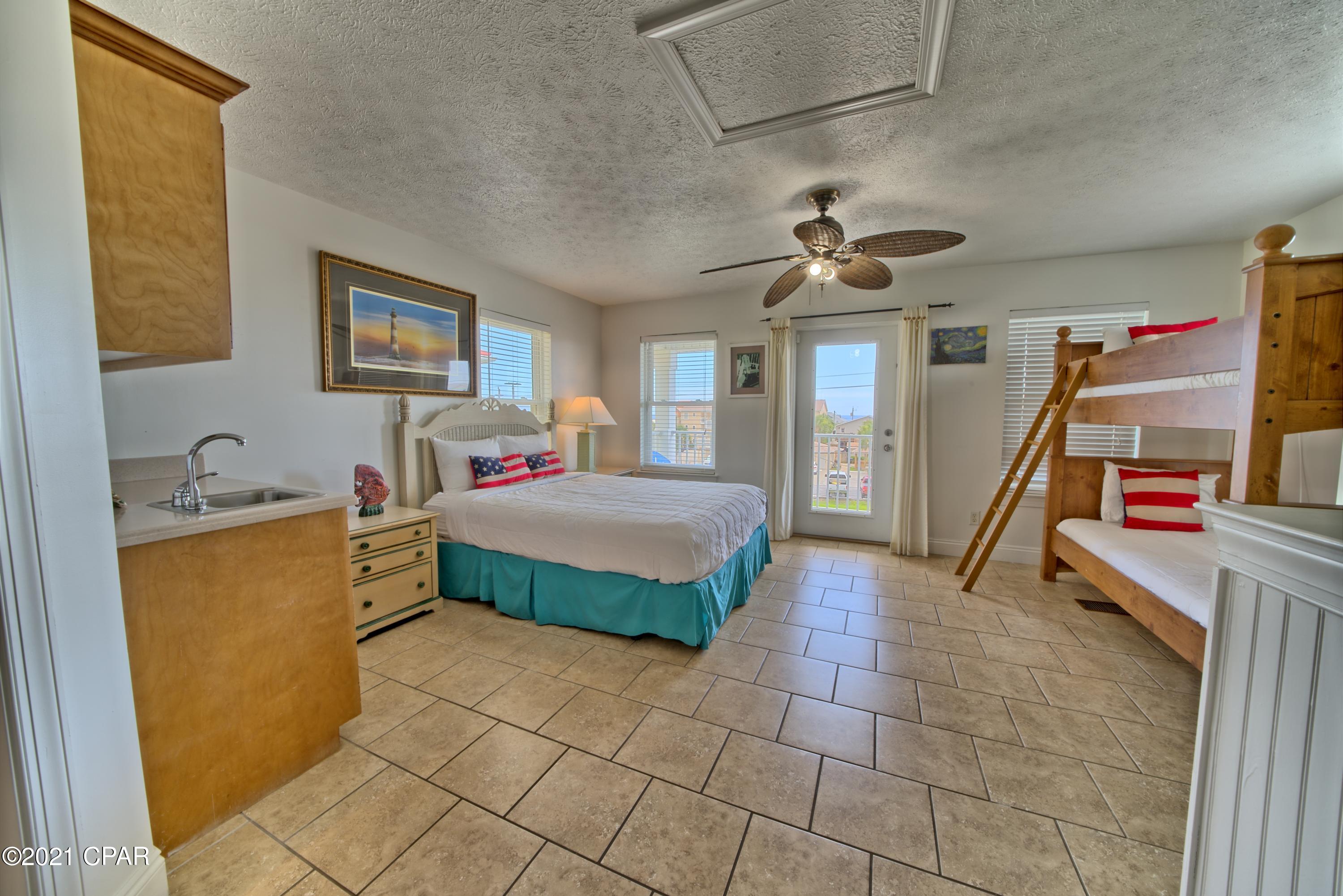 Gulf Lagoon Beach - Residential