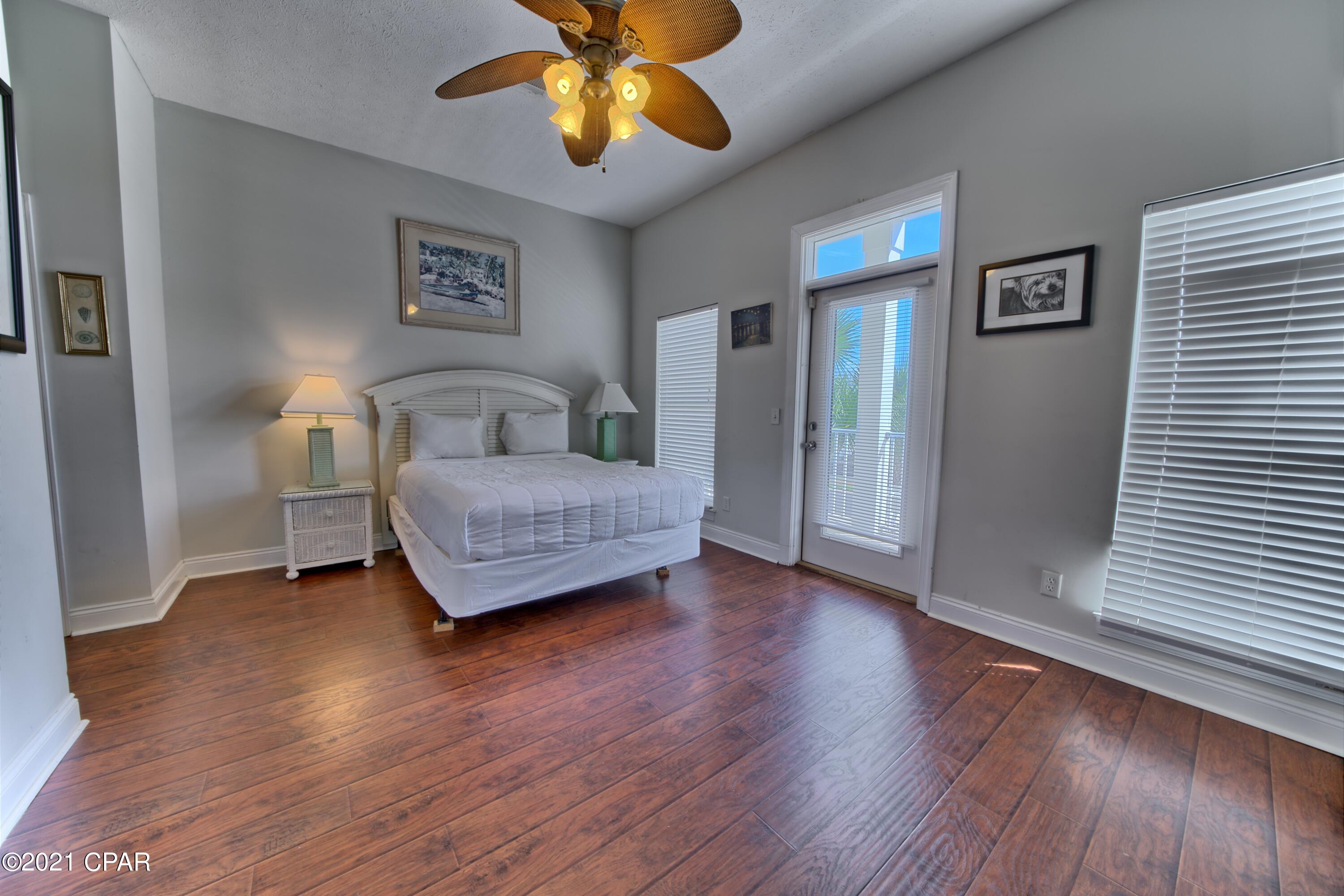 Gulf Lagoon Beach - Residential