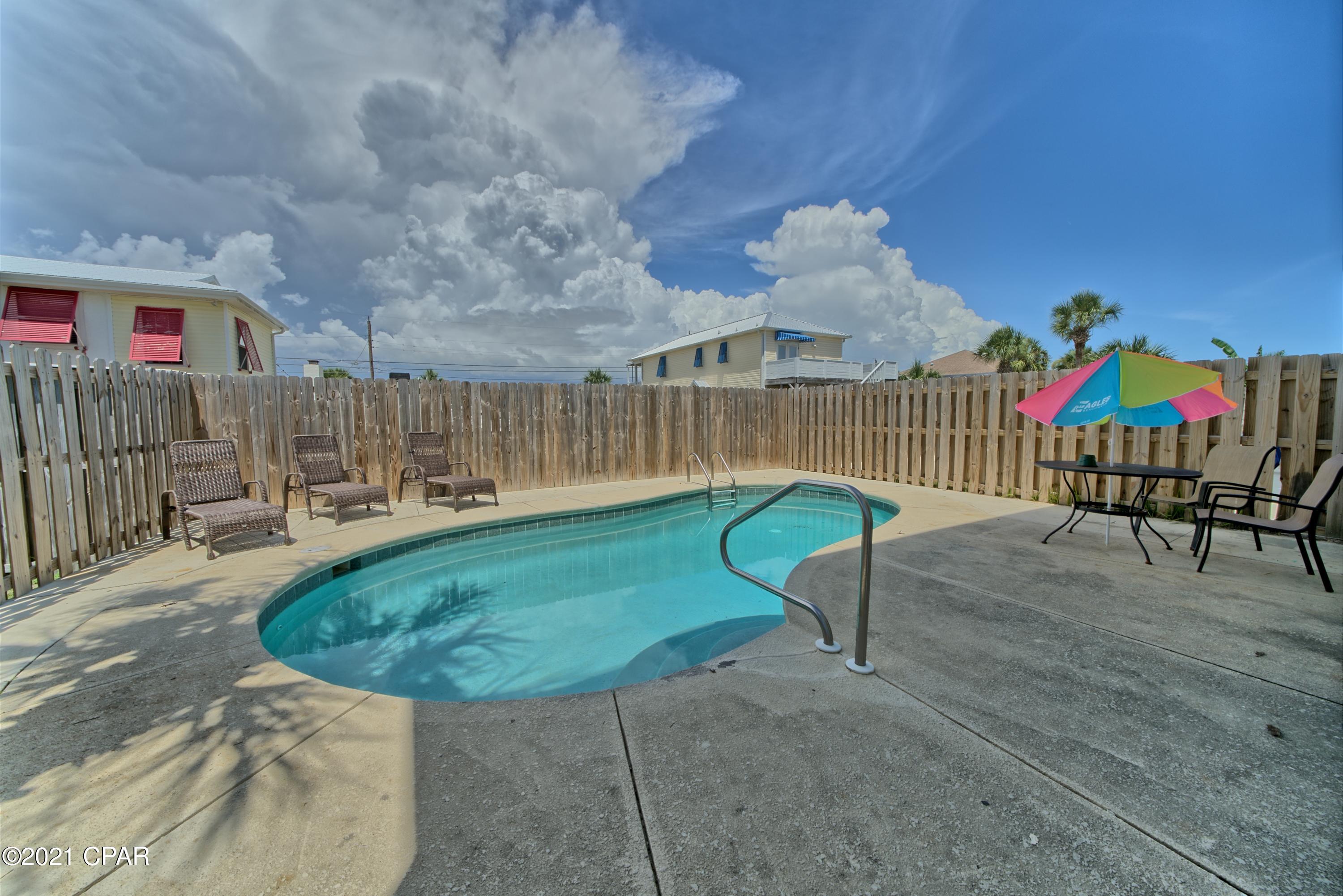 Gulf Lagoon Beach - Residential