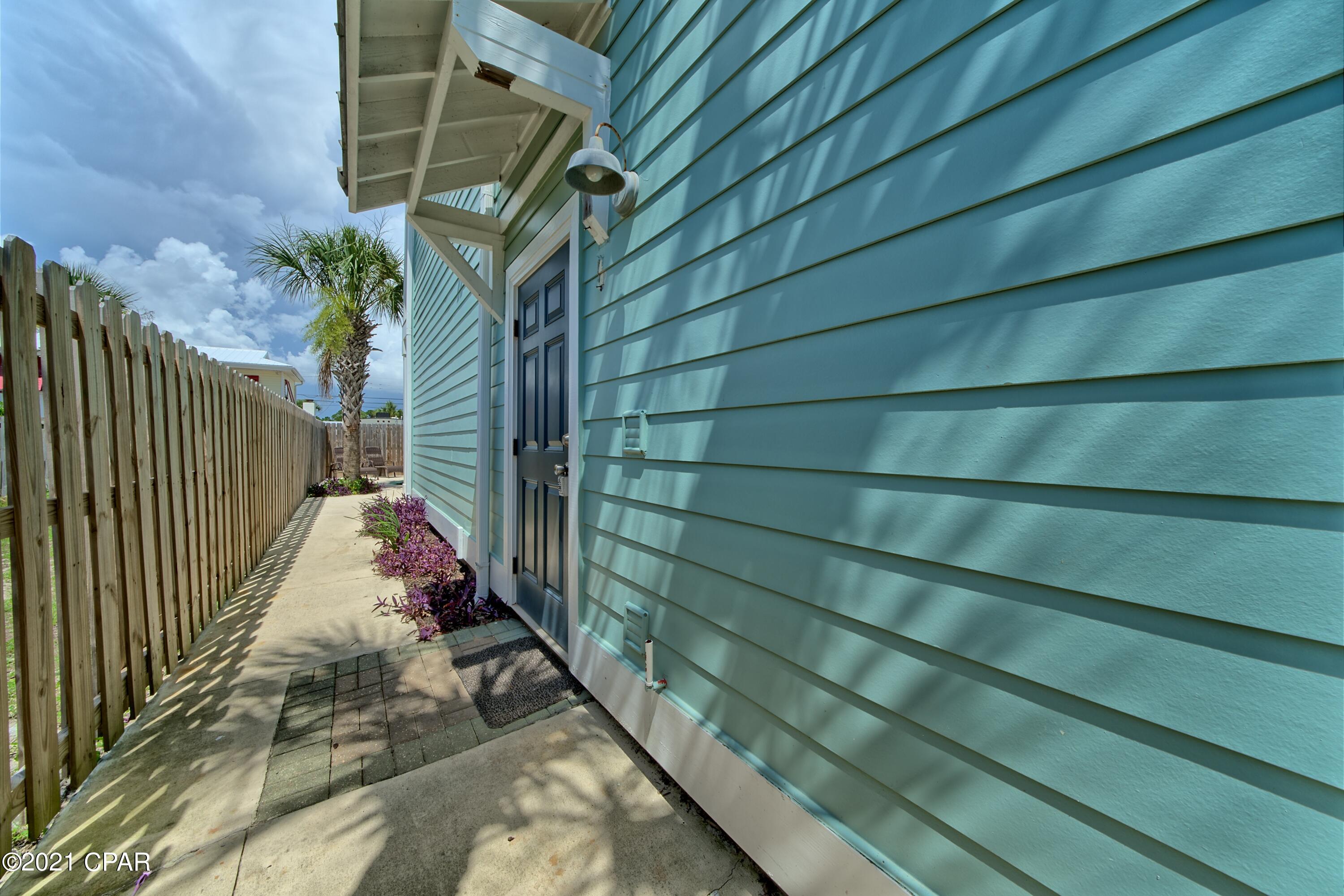Gulf Lagoon Beach - Residential