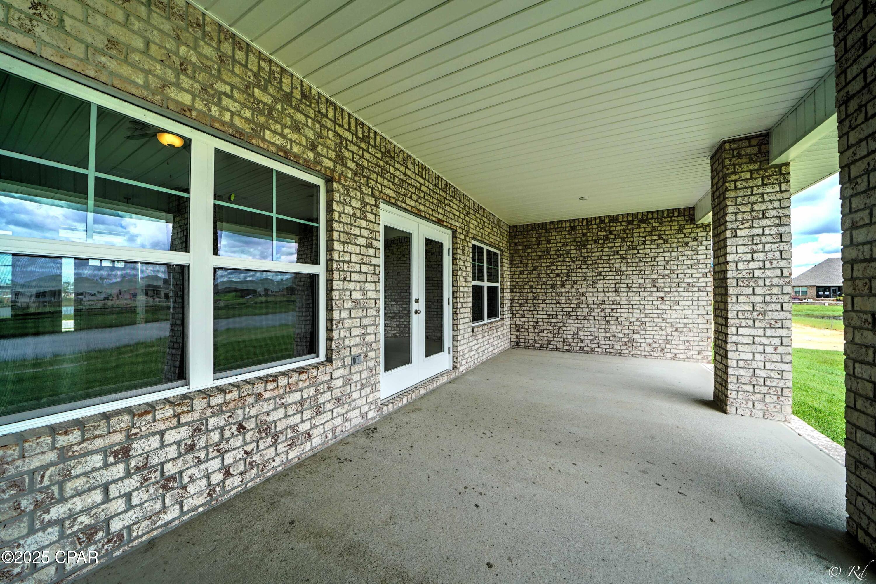 Cedar Creek At Deerpoint Lake - Residential