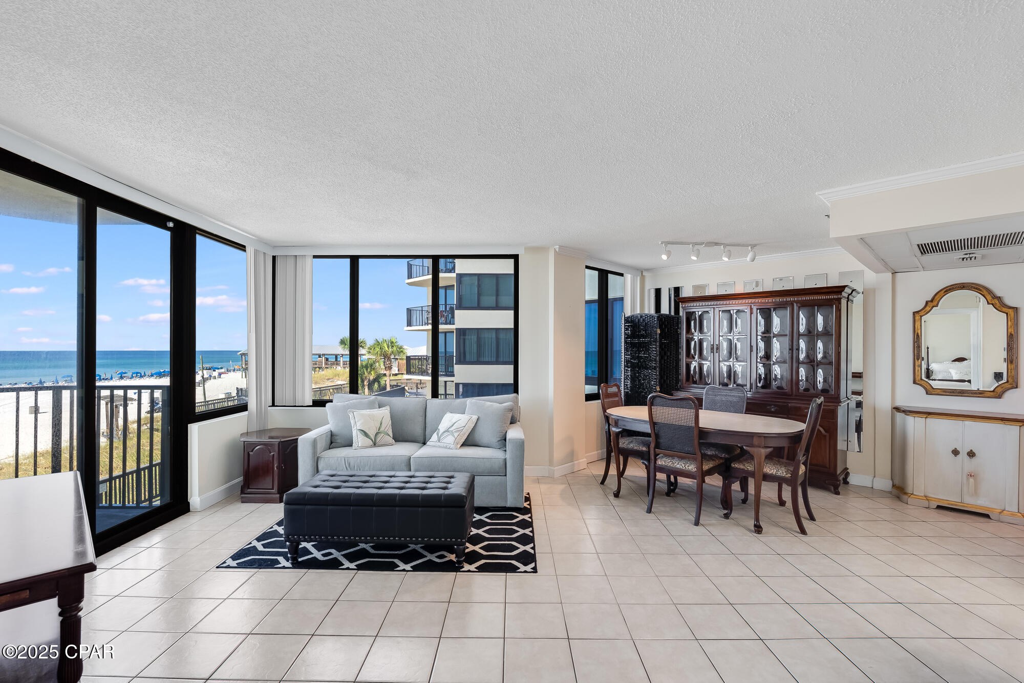 Sunbird Condo - Residential