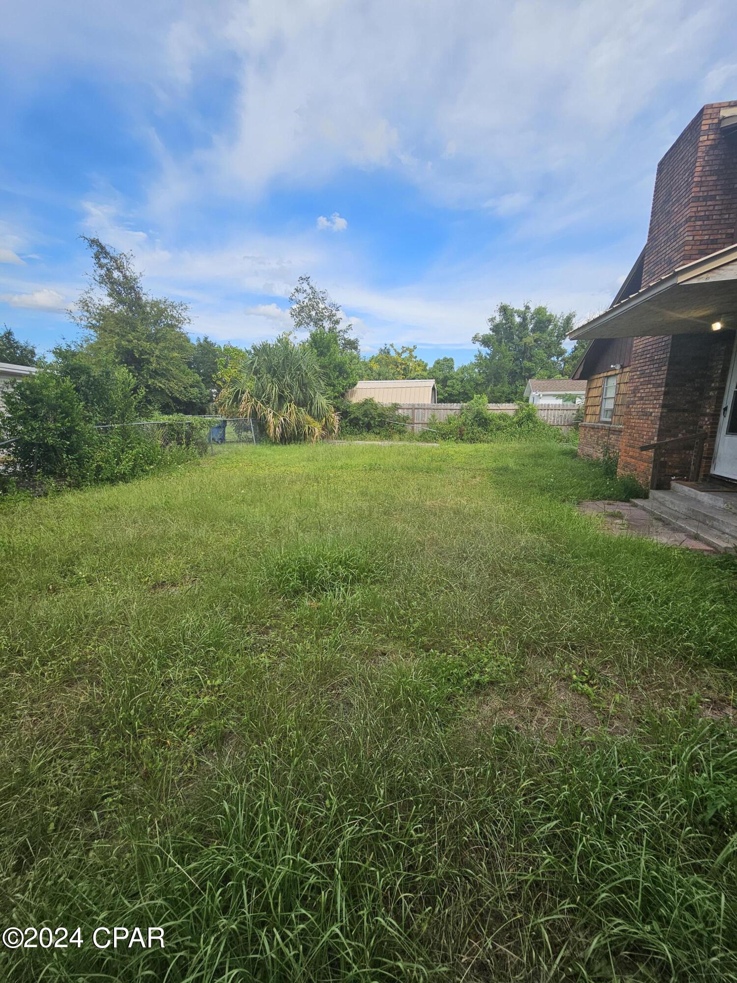 E.L. Wood - Residential