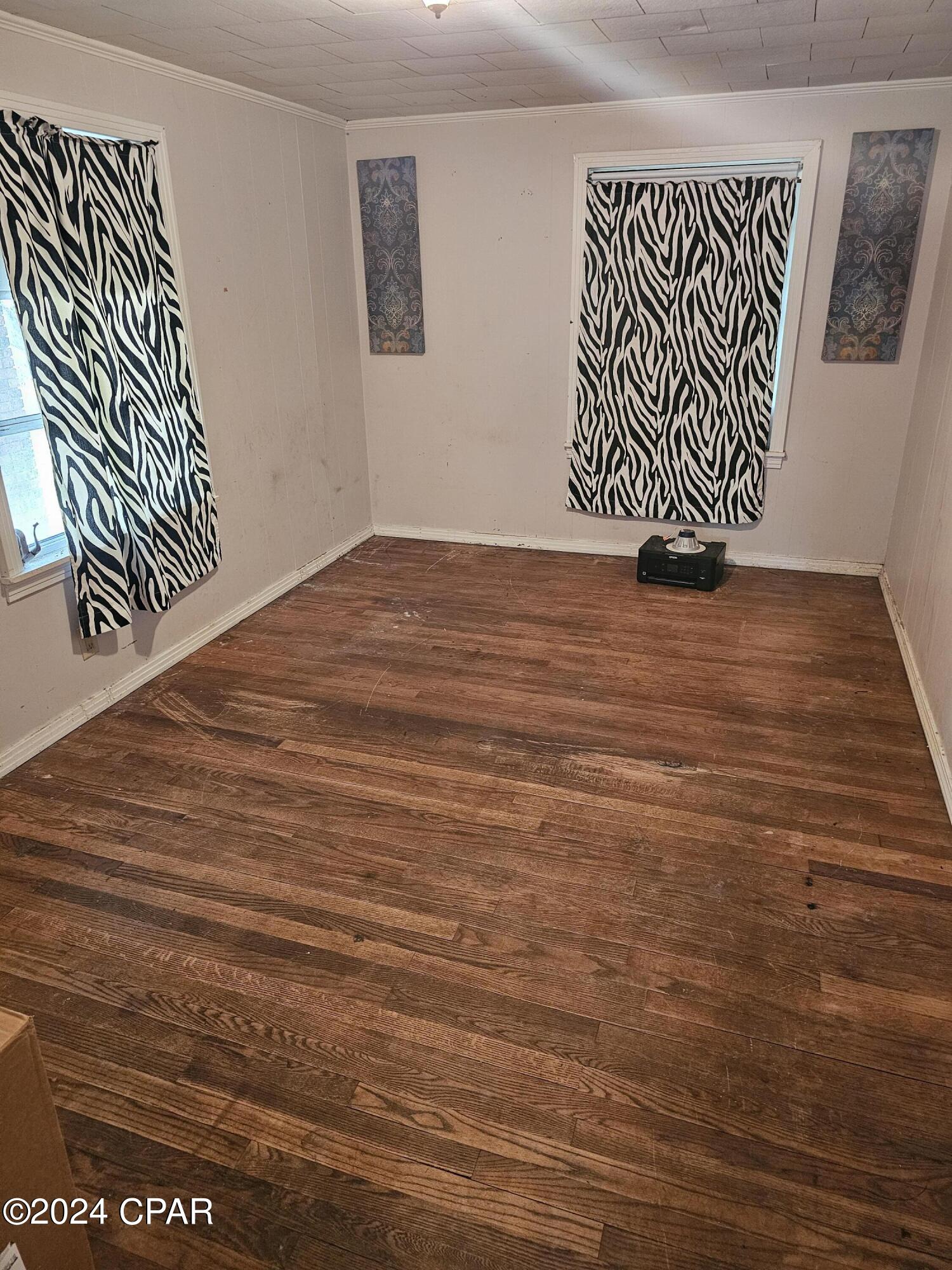 E.L. Wood - Residential