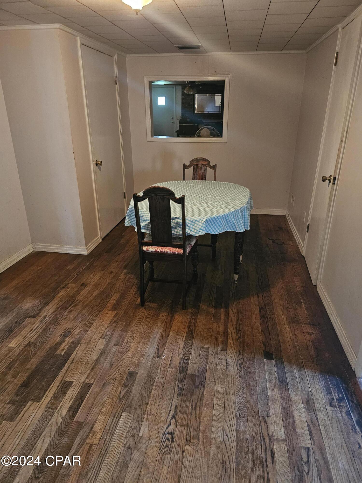 E.L. Wood - Residential