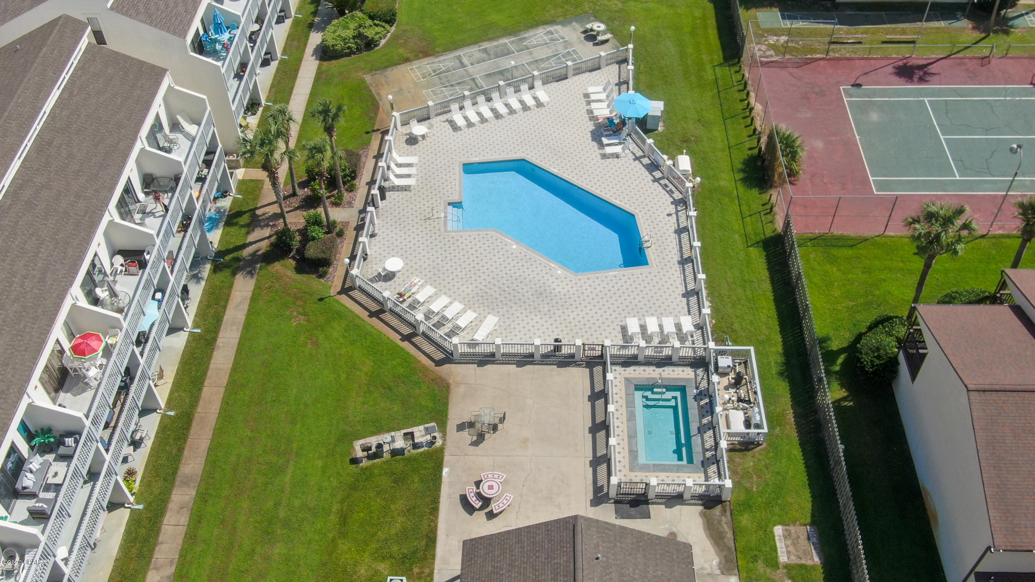 Endless Summer I - Residential