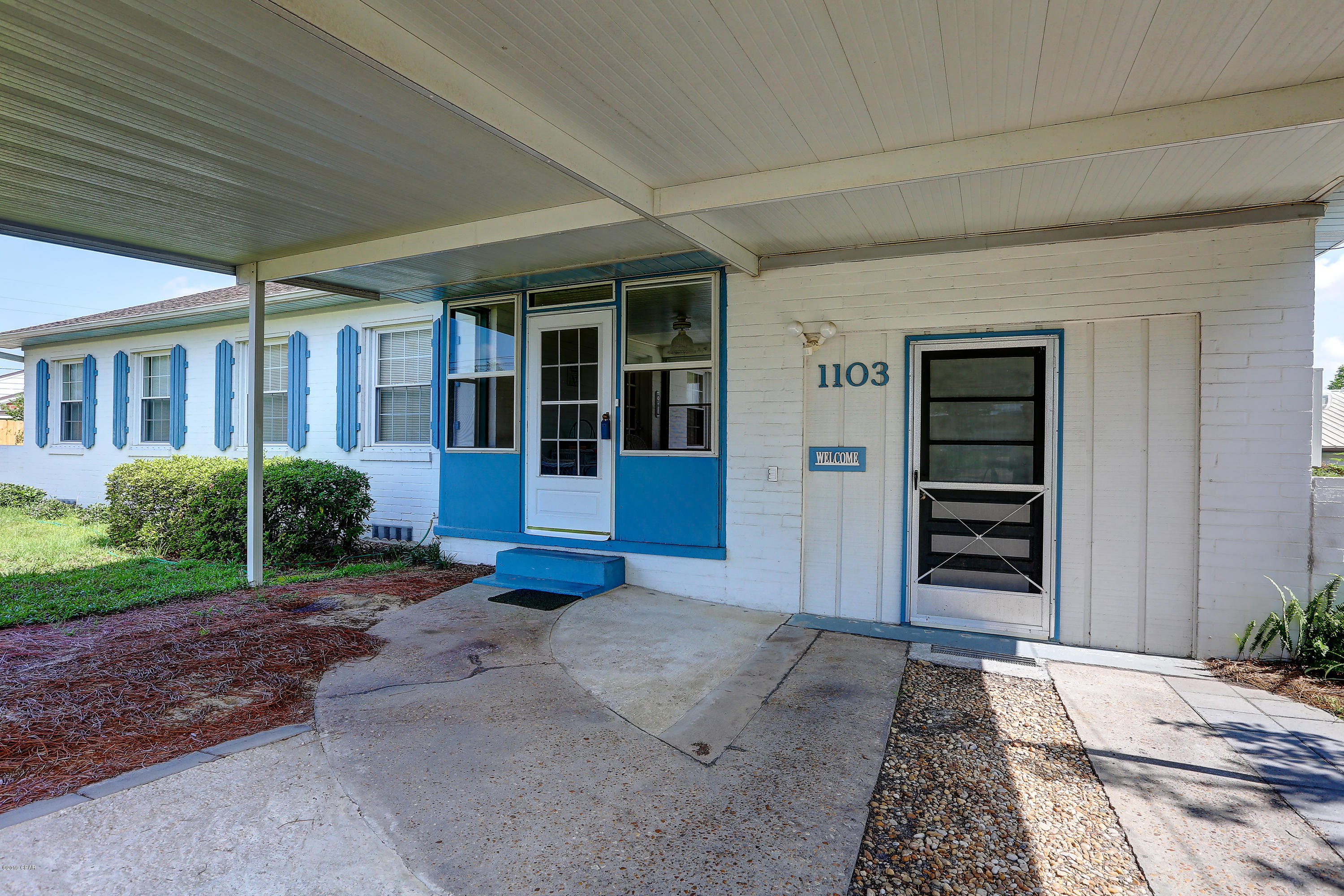 Cove Terrace 3rd Add - Residential