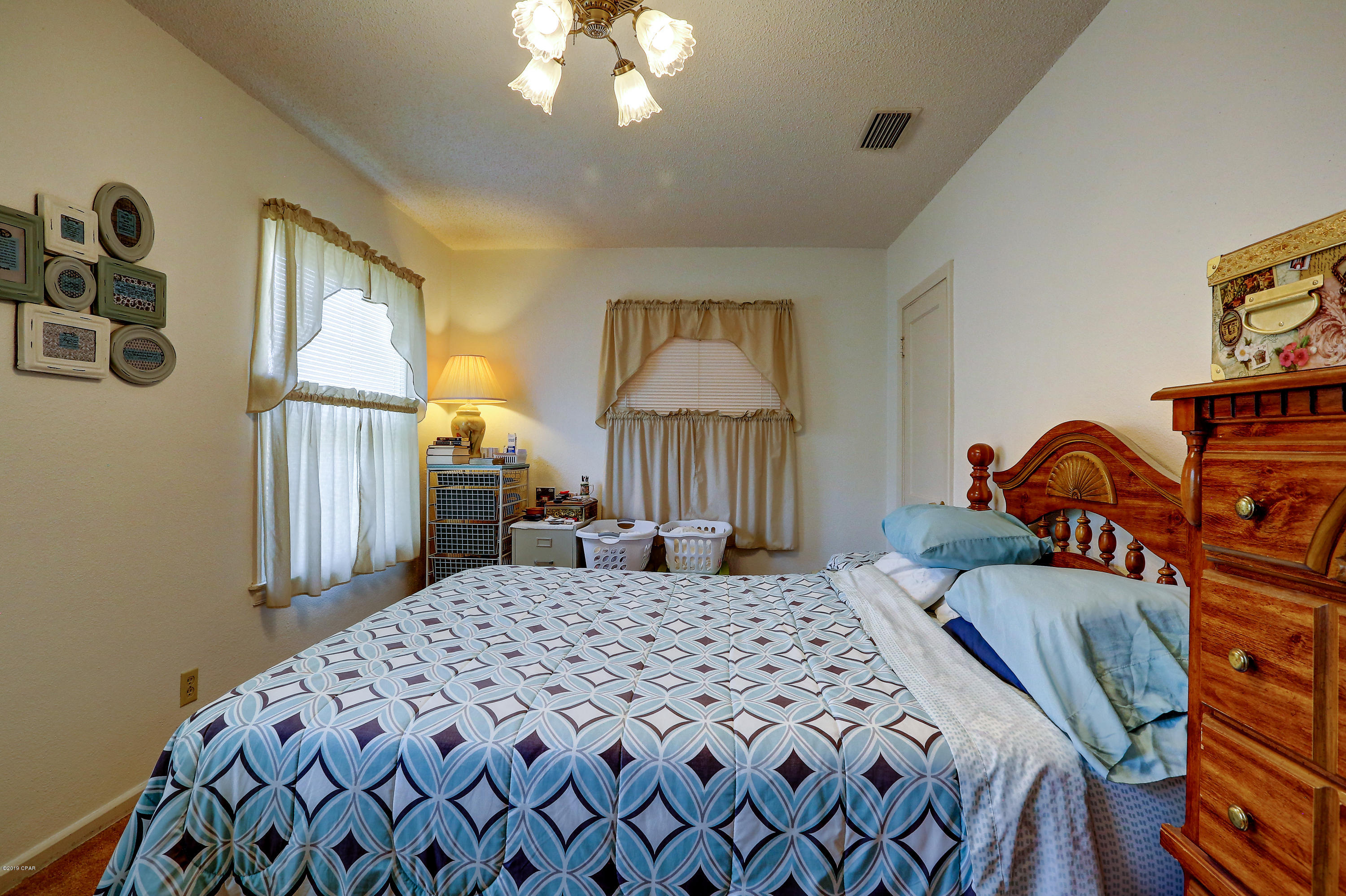 Cove Terrace 3rd Add - Residential