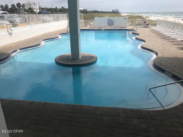 Fontainebleau Terrace - Residential