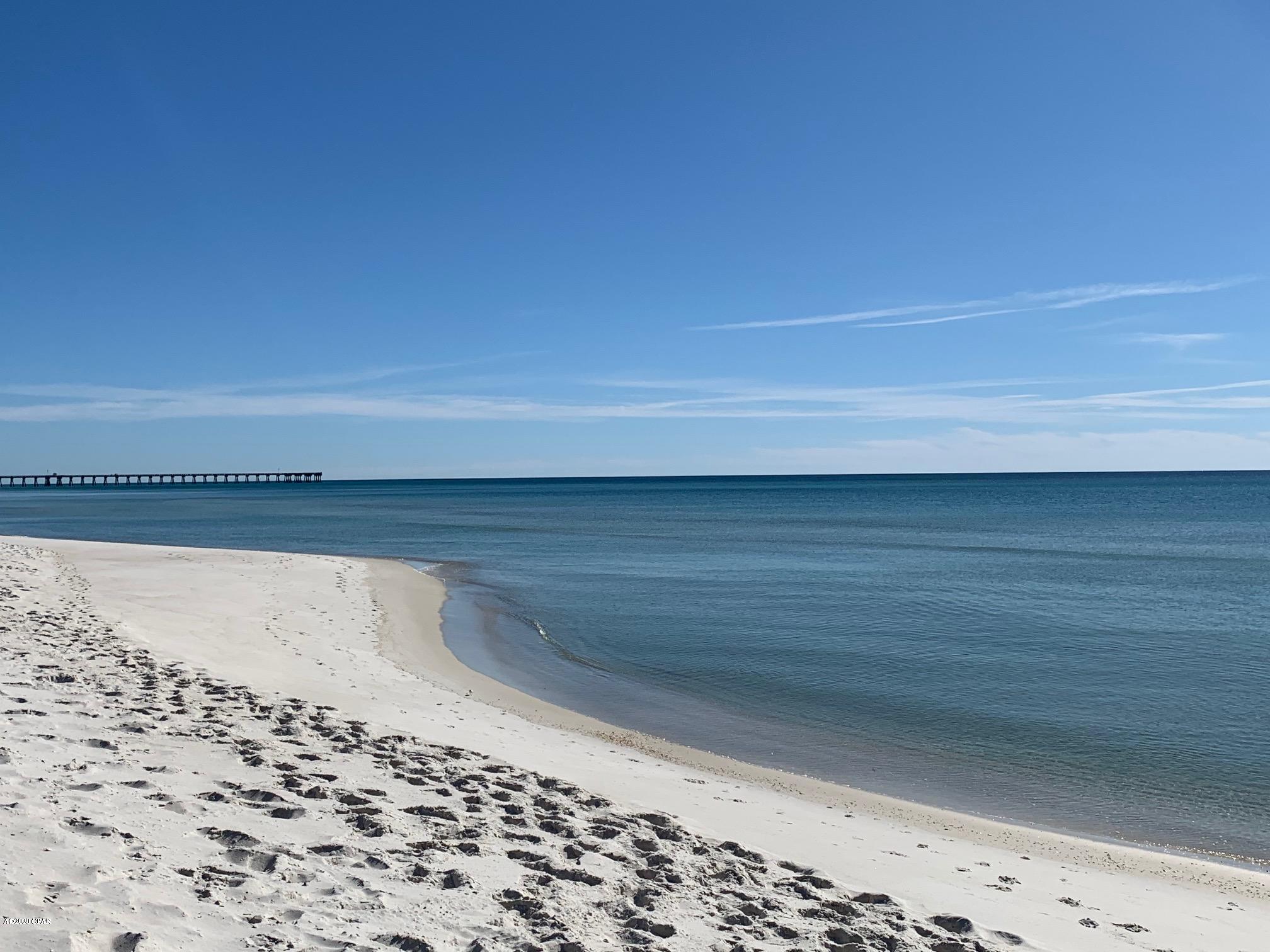 Hutchison's 1st To Bahama Bch - Residential